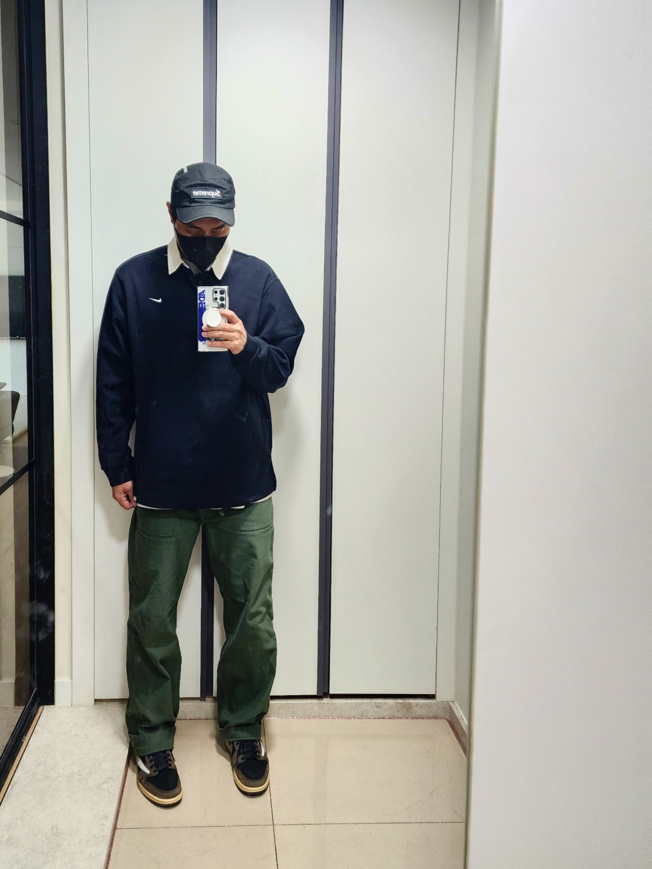 Supreme Military Camp Cap Black - 21FW, Jordan 1 x Travis Scott Retro Low OG SP Mocha 착용 스타일 - 1