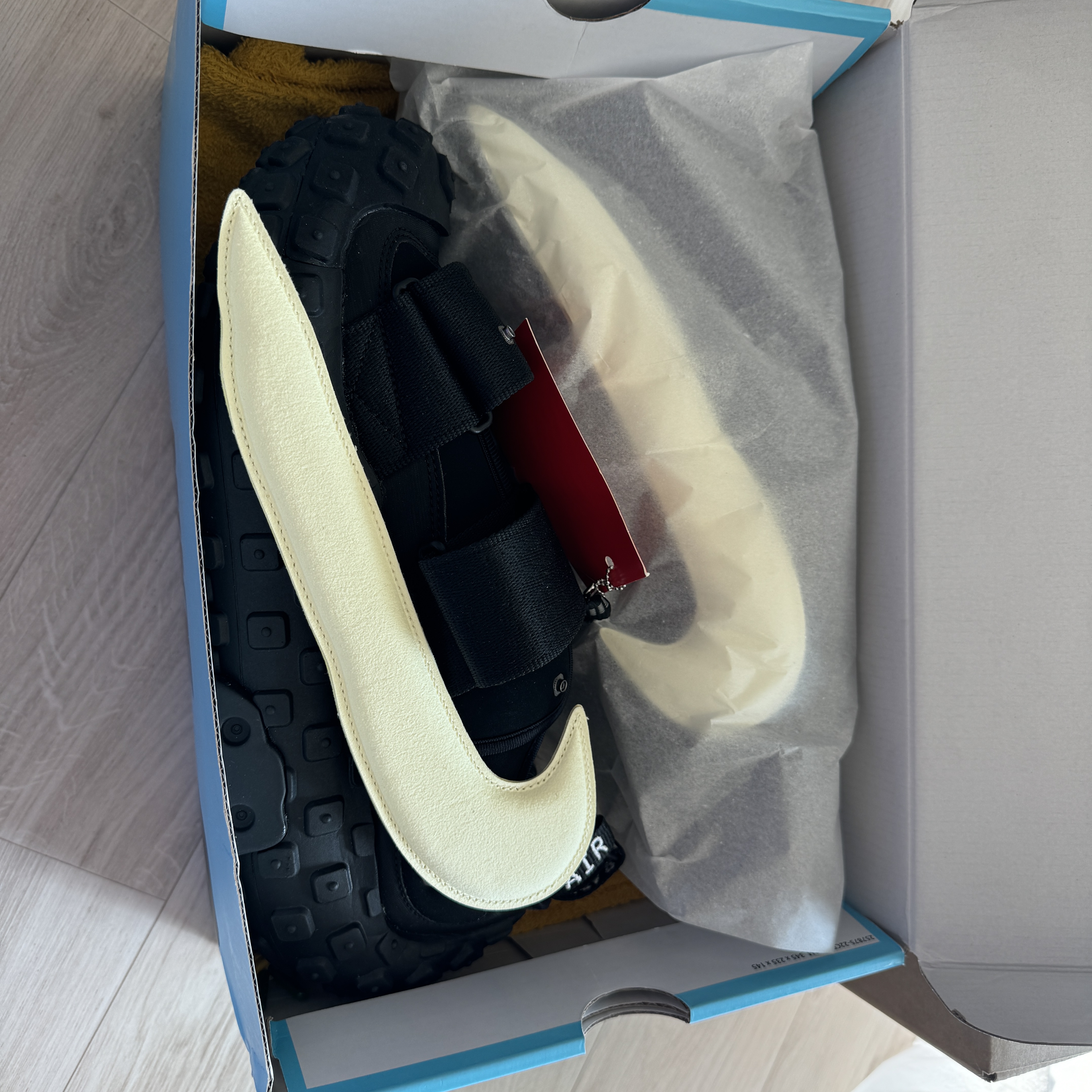 Nike x Cactus Plant Flea Market Air Flea 2 Black Alabaster 착용 스타일 - 3