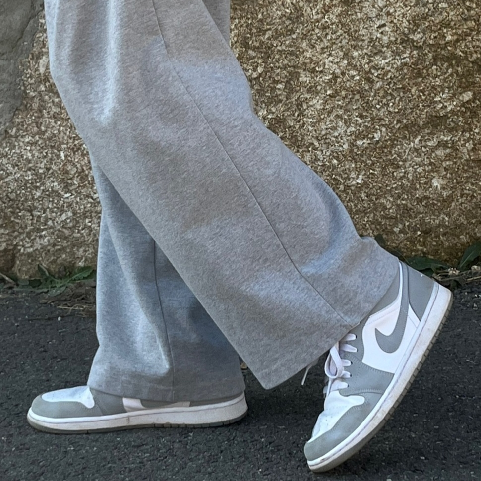 (W) Jordan 1 Low White Wolf Grey 착용 스타일