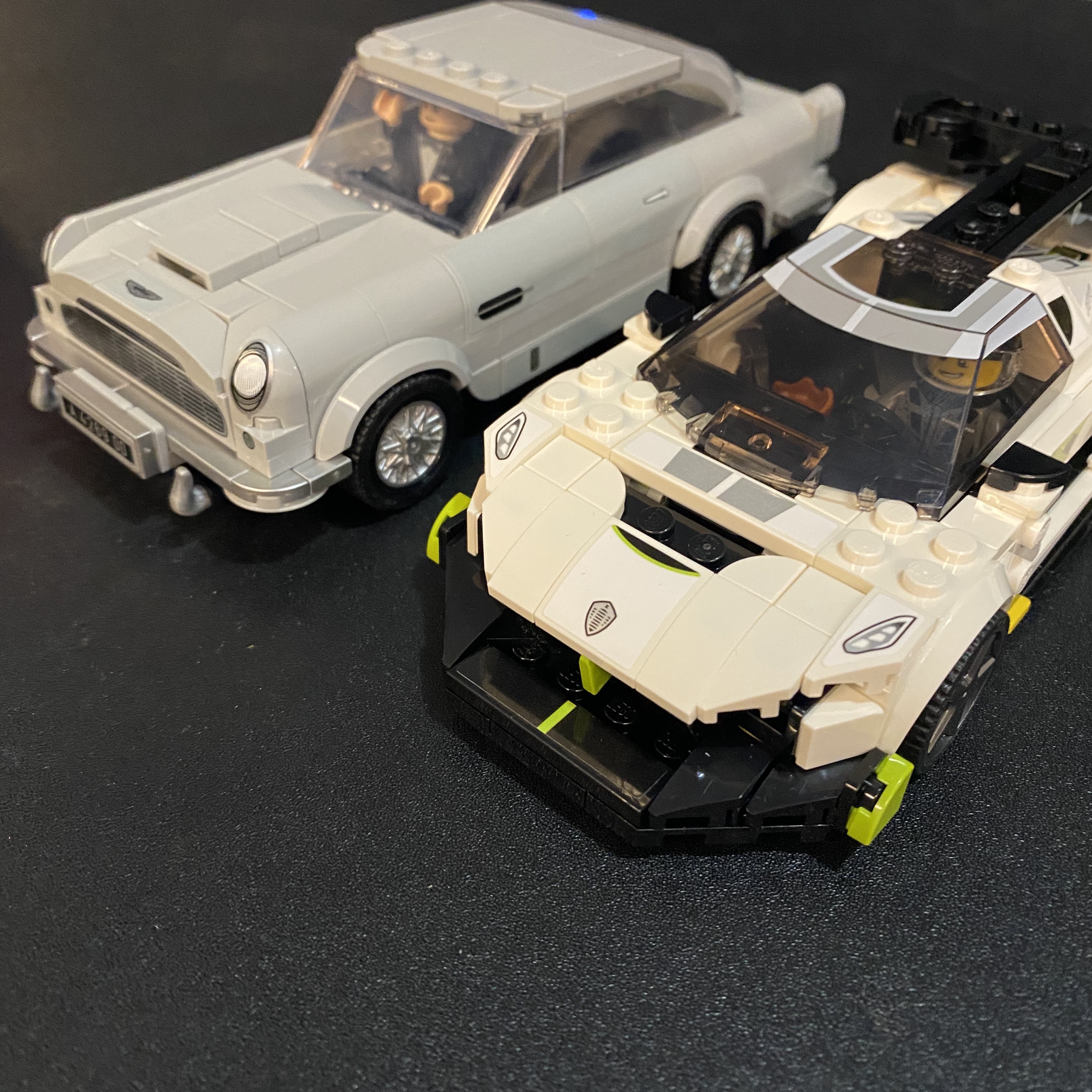 Lego 007 Aston Martin DB5 착용 스타일
