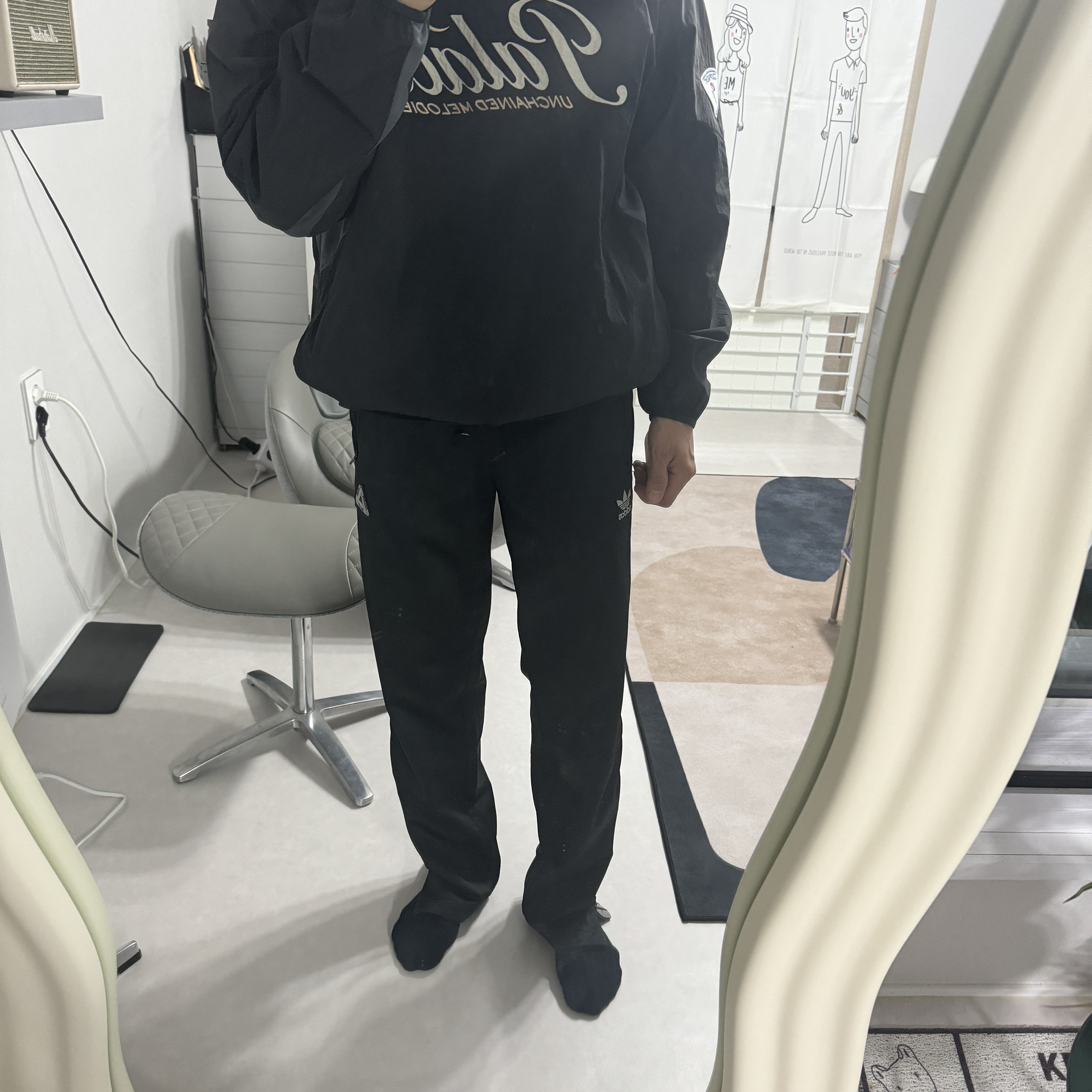 Palace x Adidas Firebird Track Pants Black - 23SS, Palace Horsepower Crew Black - 20SS 착용 스타일