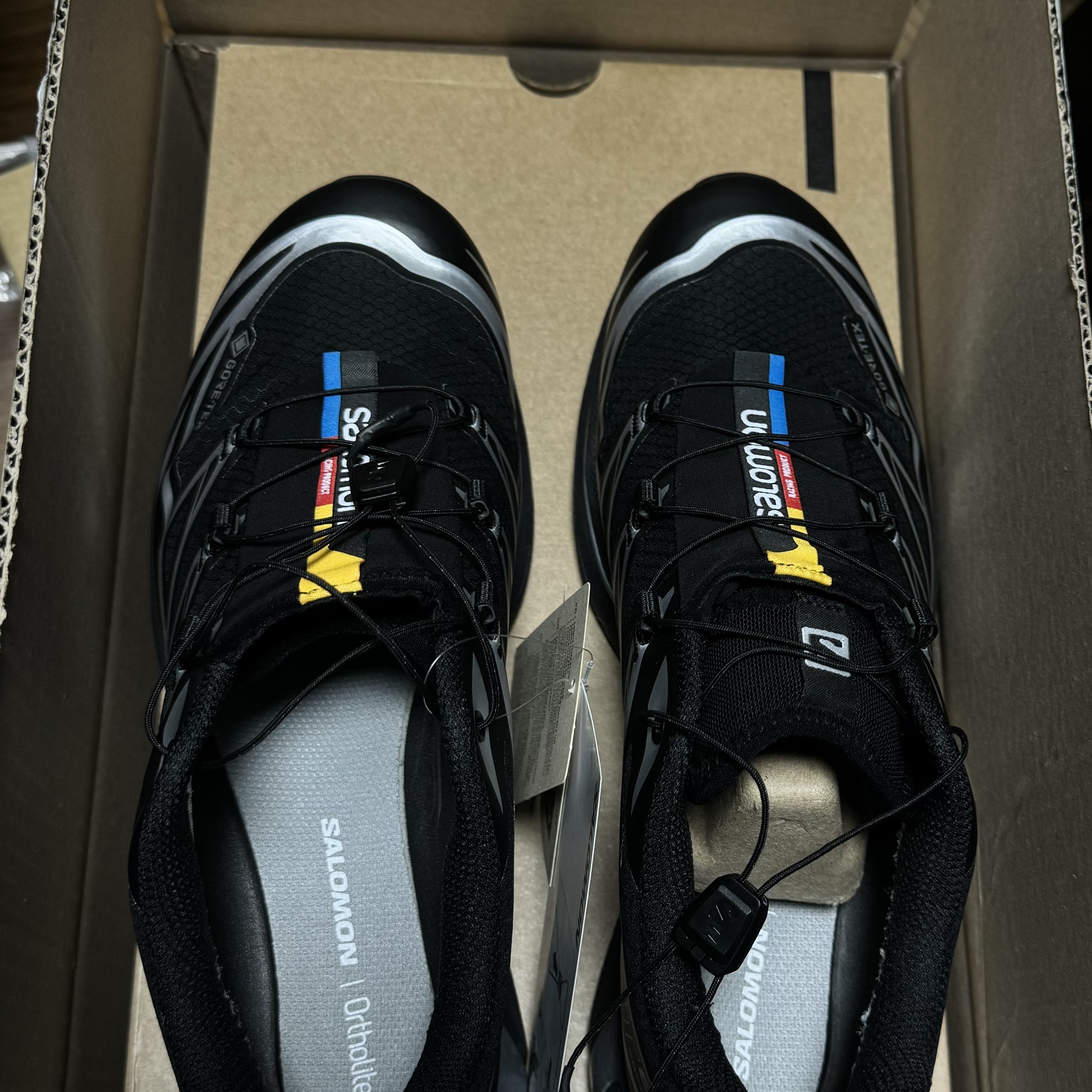 Salomon XT-6 GTX Black Silver 착용 스타일 - 4