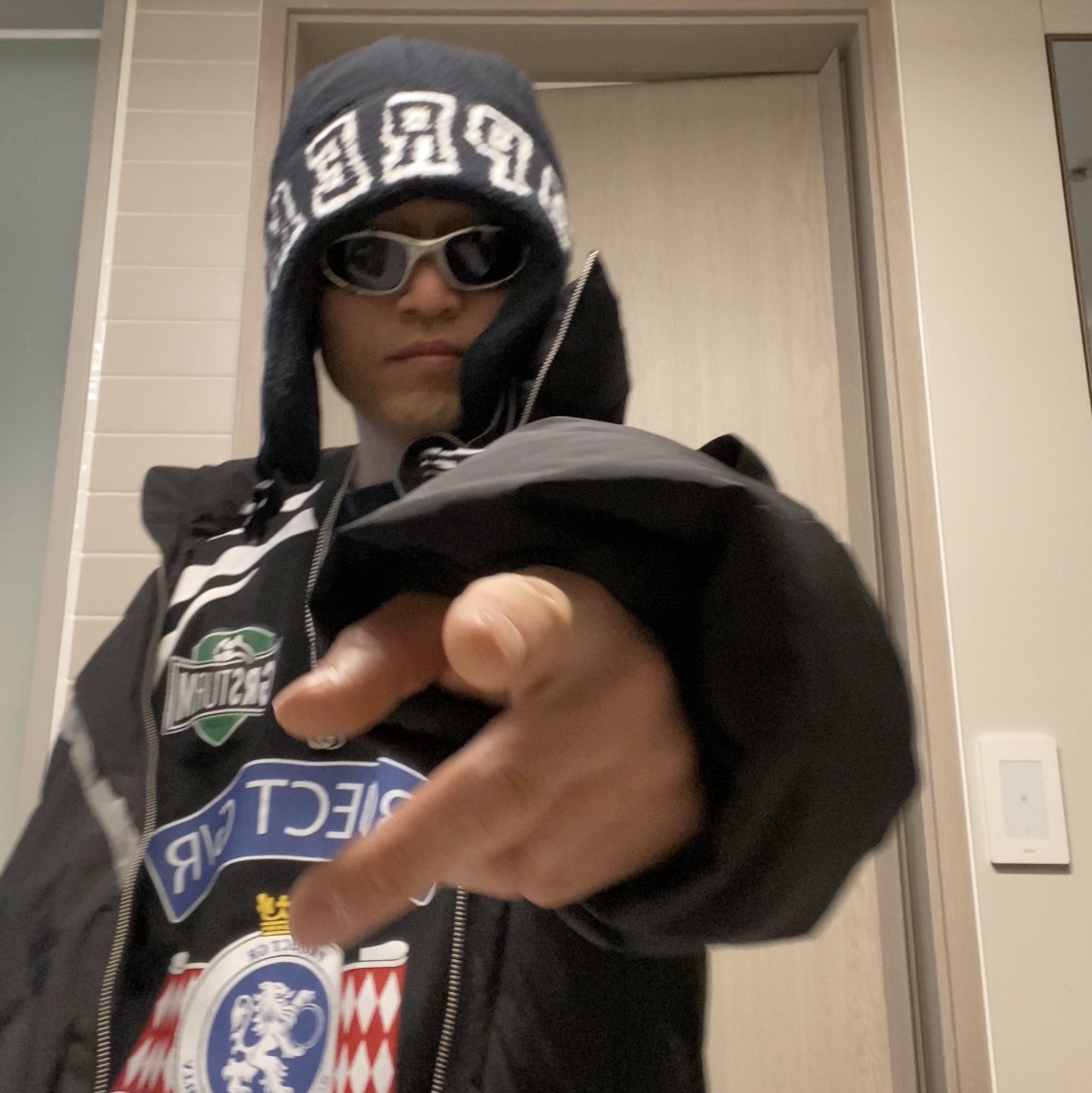 Project G/R Long Sleeve Football Jersey Black, Supreme Shearling Trooper Black - 23FW 착용 스타일