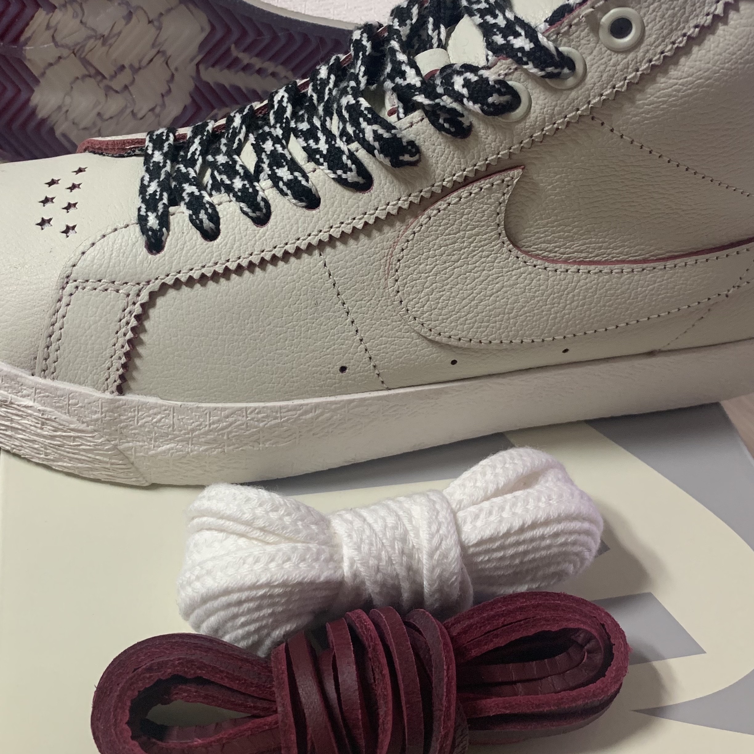 Nike x Welcome Skateboarding SB Zoom Blazer Mid Sail 착용 스타일 - 5