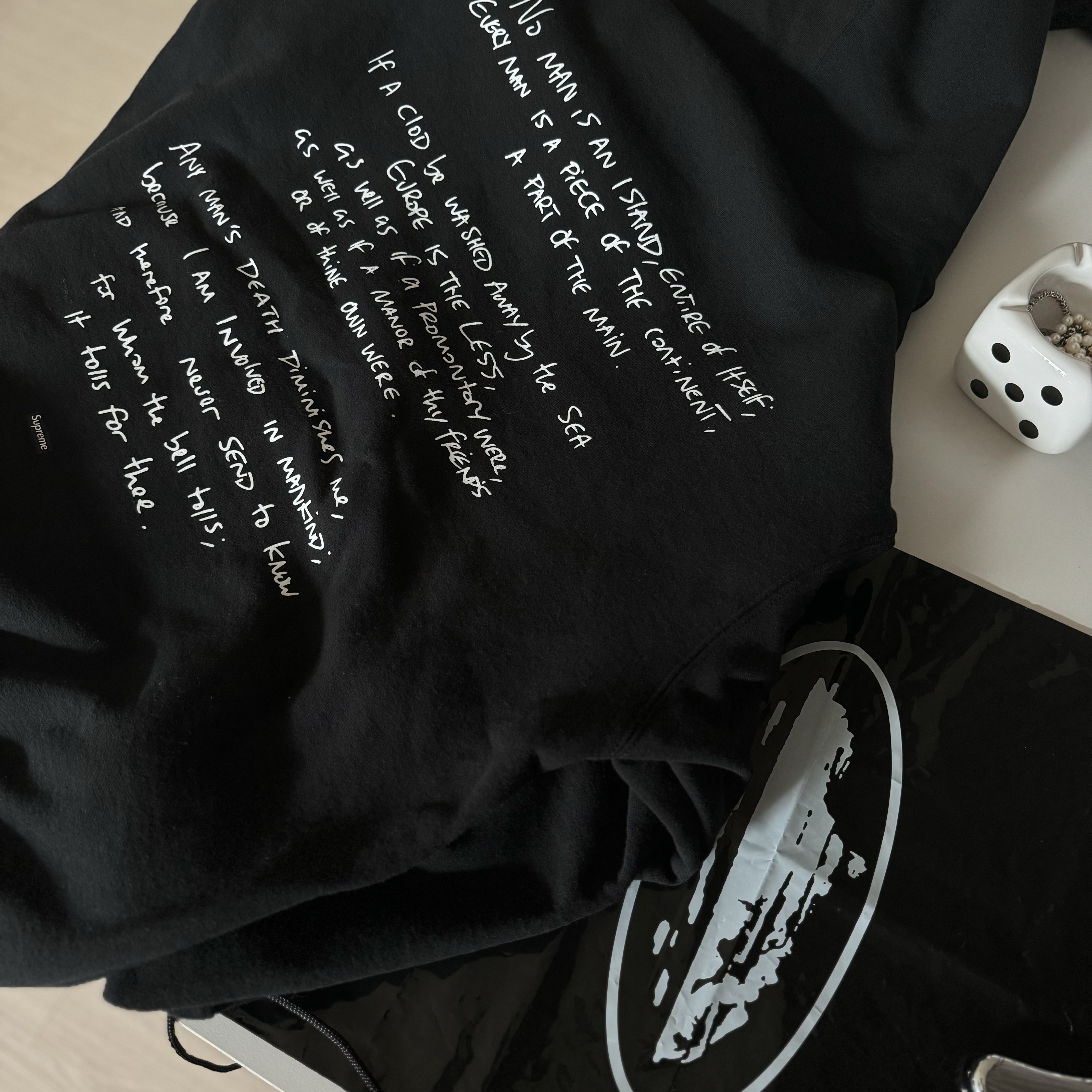 Supreme x Corteiz Rules The World Hoodie Black - 23FW 착용 스타일 - 2