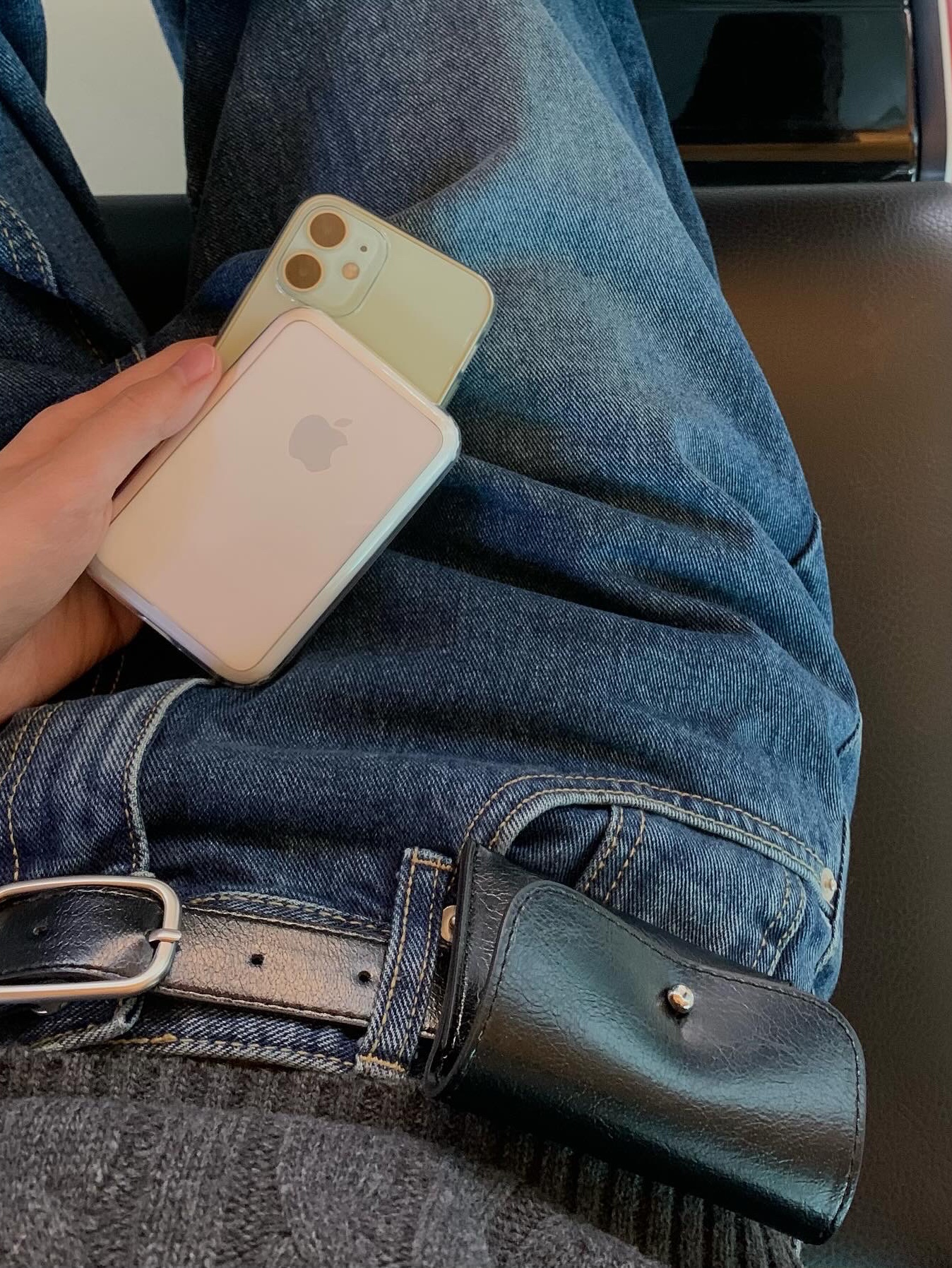 Apple MagSafe Battery Pack (Korean Ver.) 착용 스타일