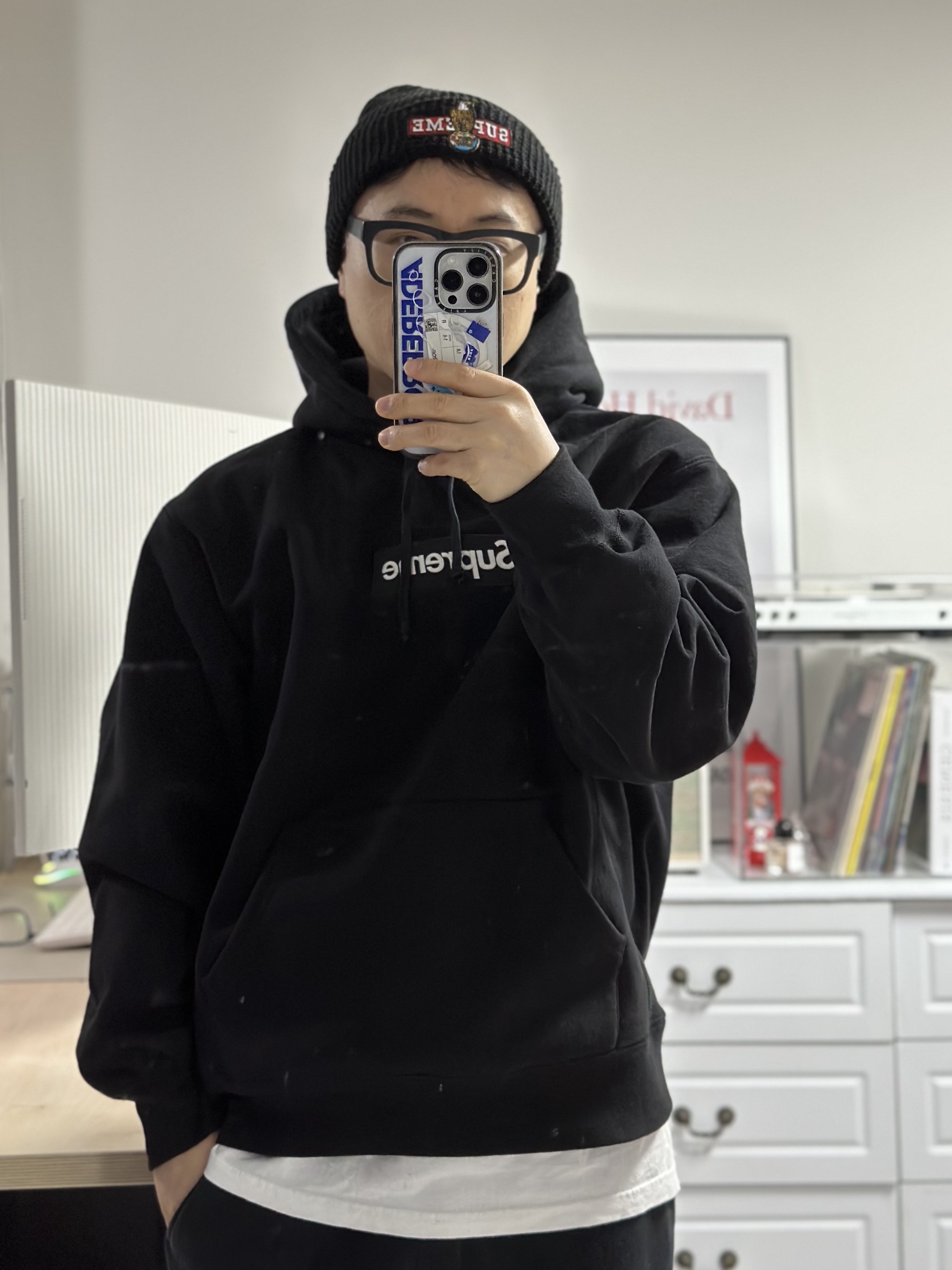 Supreme Eagle Beanie Black - 23FW, Supreme Box Logo Hooded Sweatshirt Black - 23FW 착용 스타일