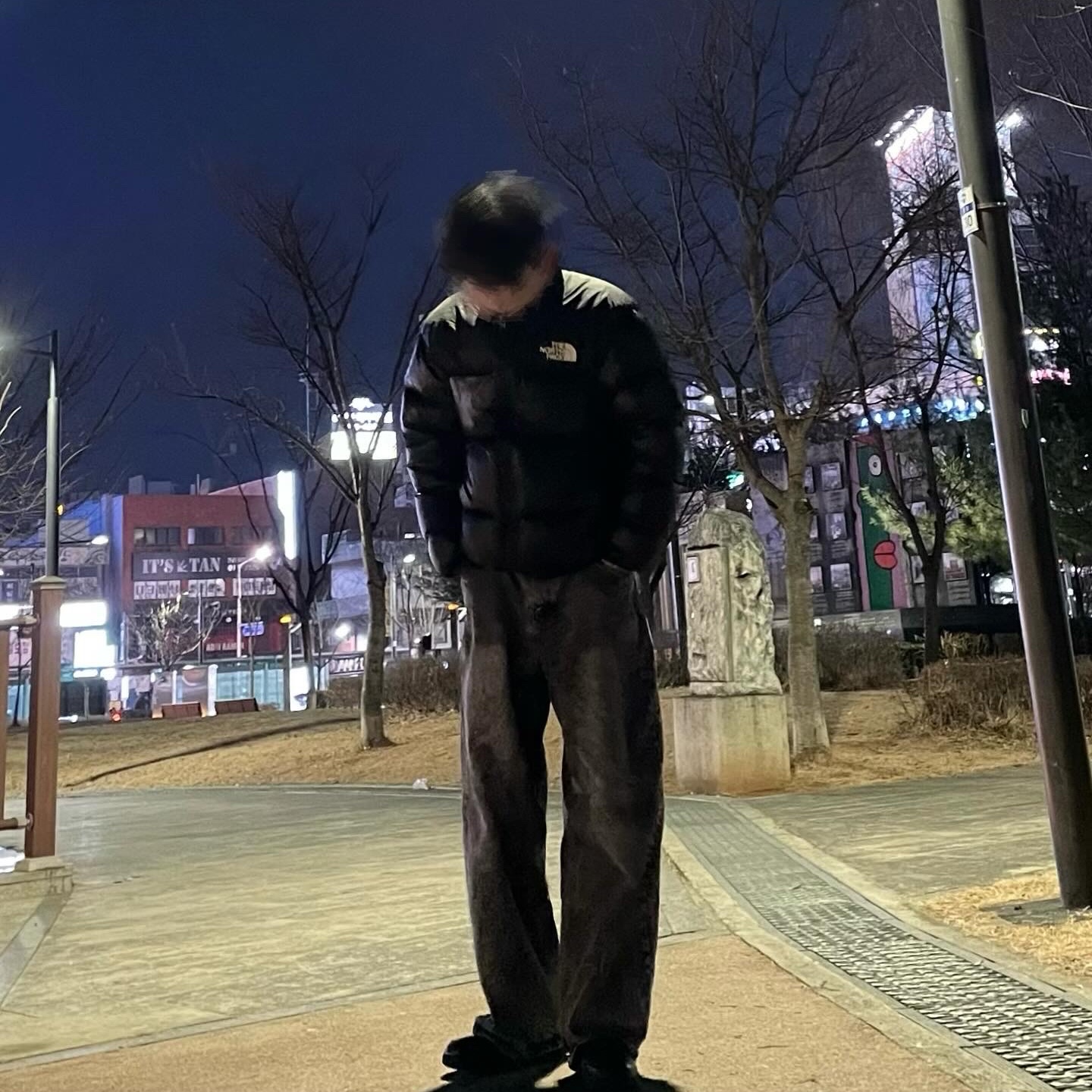 The North Face 1996 Eco Nuptse Jacket Real Black 착용 스타일