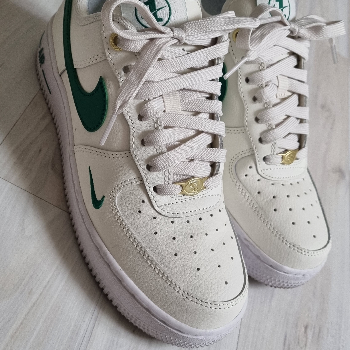 (W) Nike Air Force 1 '07 SE 40th Anniversary Join Forces Sail Malachite 착용 스타일