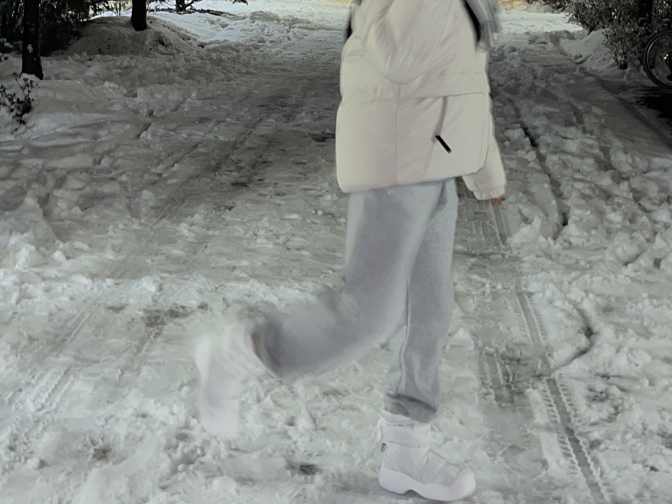 (W) Rockfishweatherwear Hayden Middle Puff Padded Boots White 착용 스타일 - 1