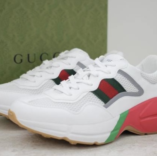 (W) Gucci Rhyton Sneaker White Pink 착용 스타일 - 1