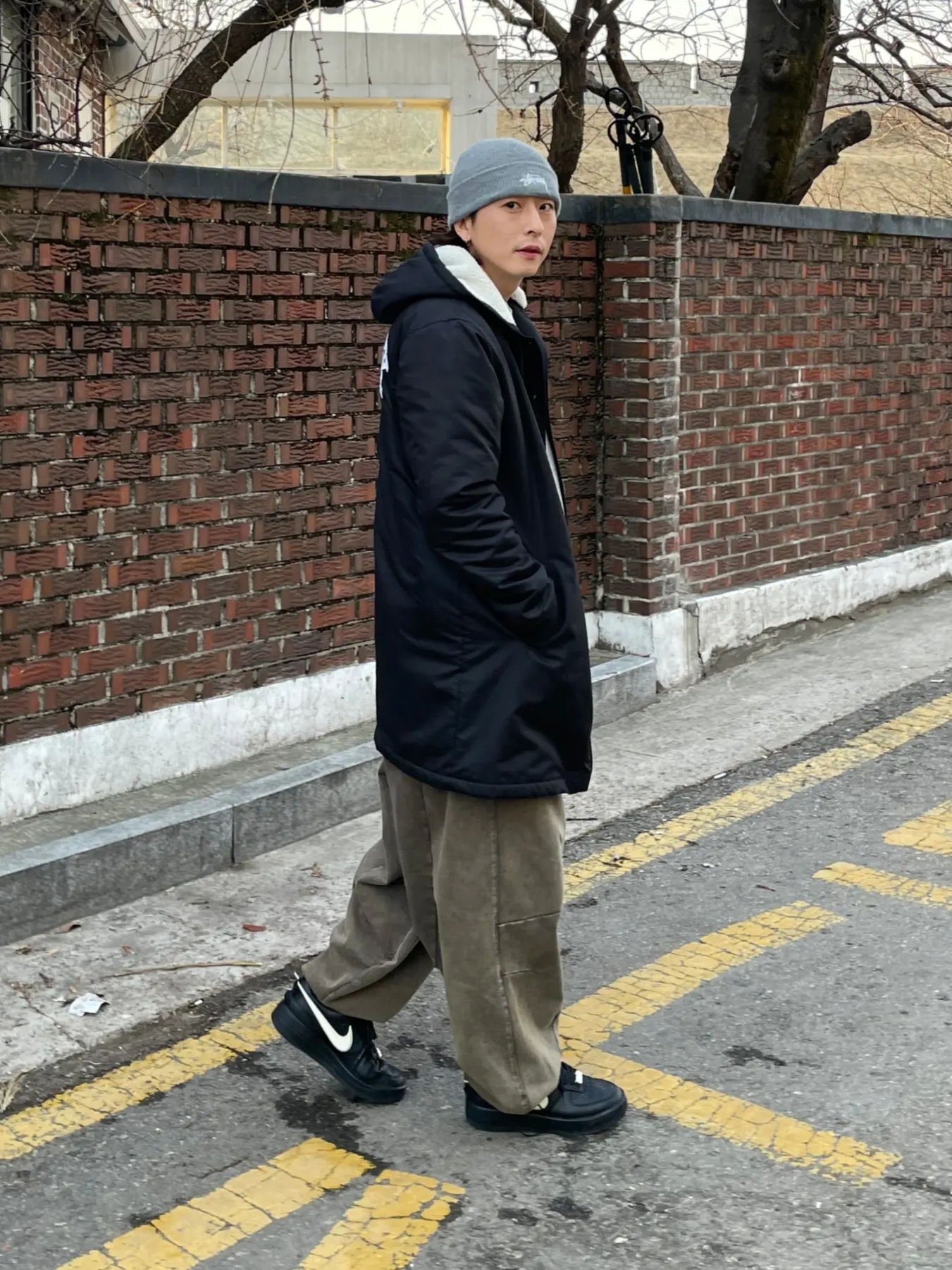 Stussy Basic Cuff Beanie Lightgrey, Nike x Ambush Air Force 1 Low SP Black 착용 스타일 - 2