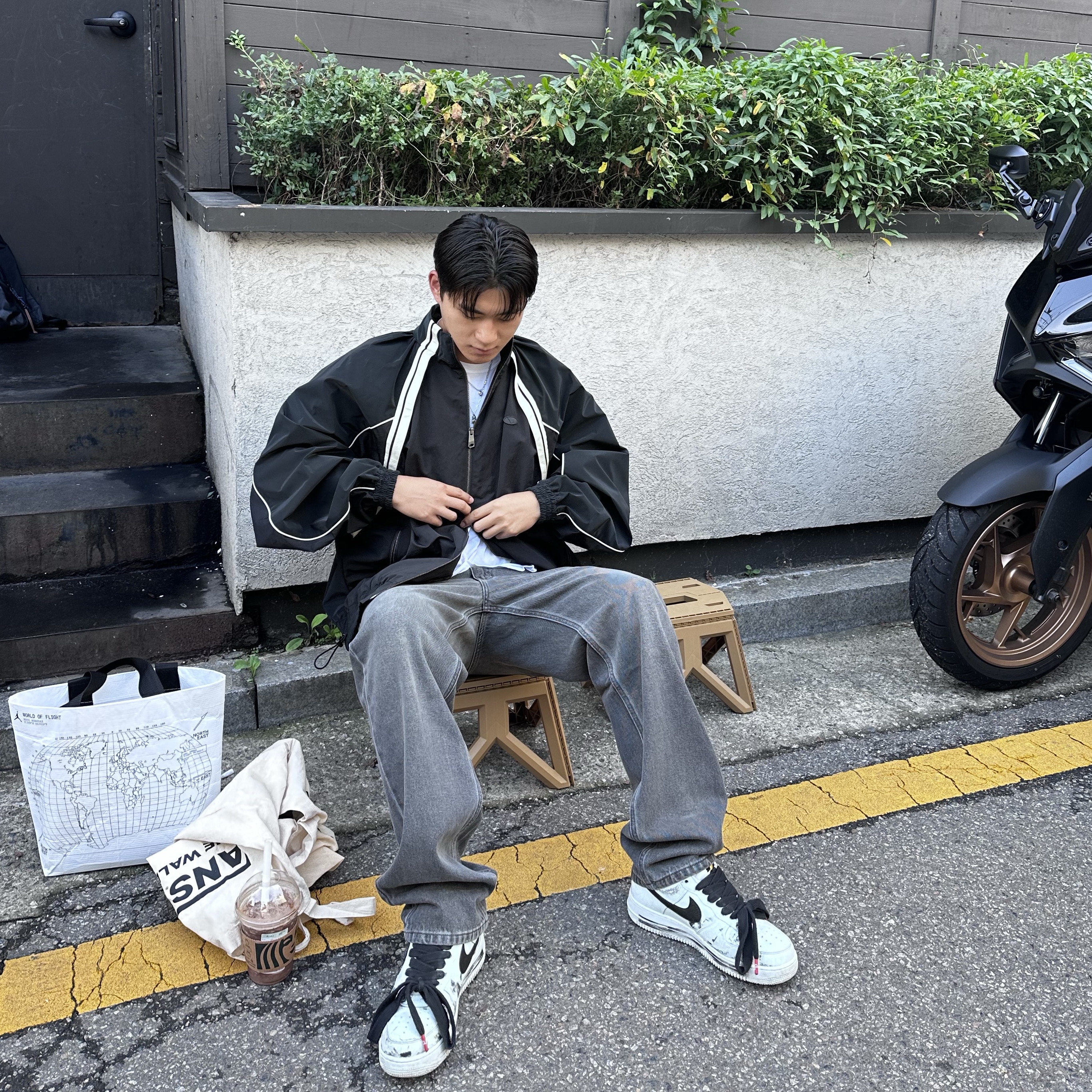 Ader Error Bashar Jumper Noir, Nike x Peaceminusone Air Force 1 Low Para-Noise 2.0 착용 스타일