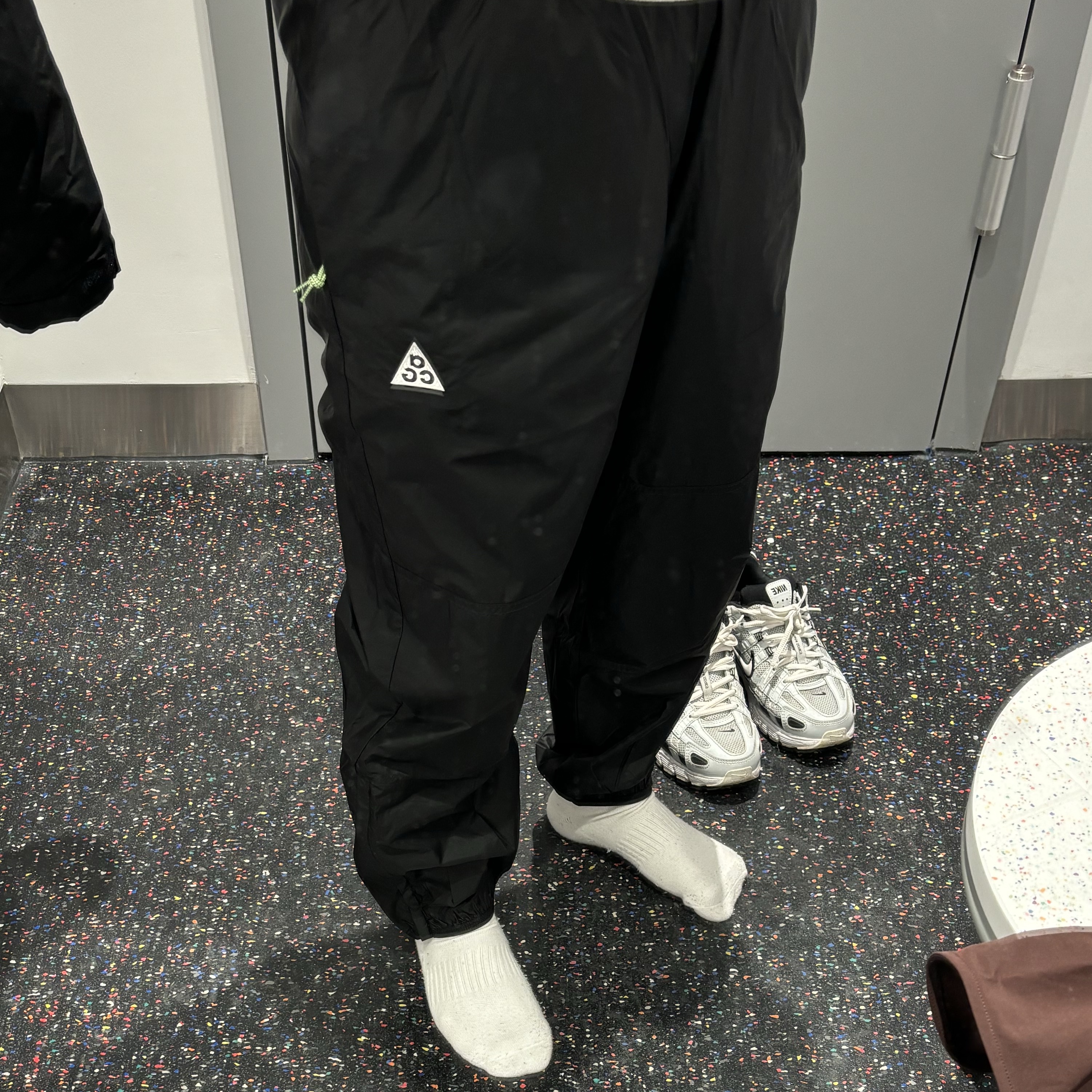 Nike ACG Cinder Cone Windshell Pants Black - Asia 착용 스타일