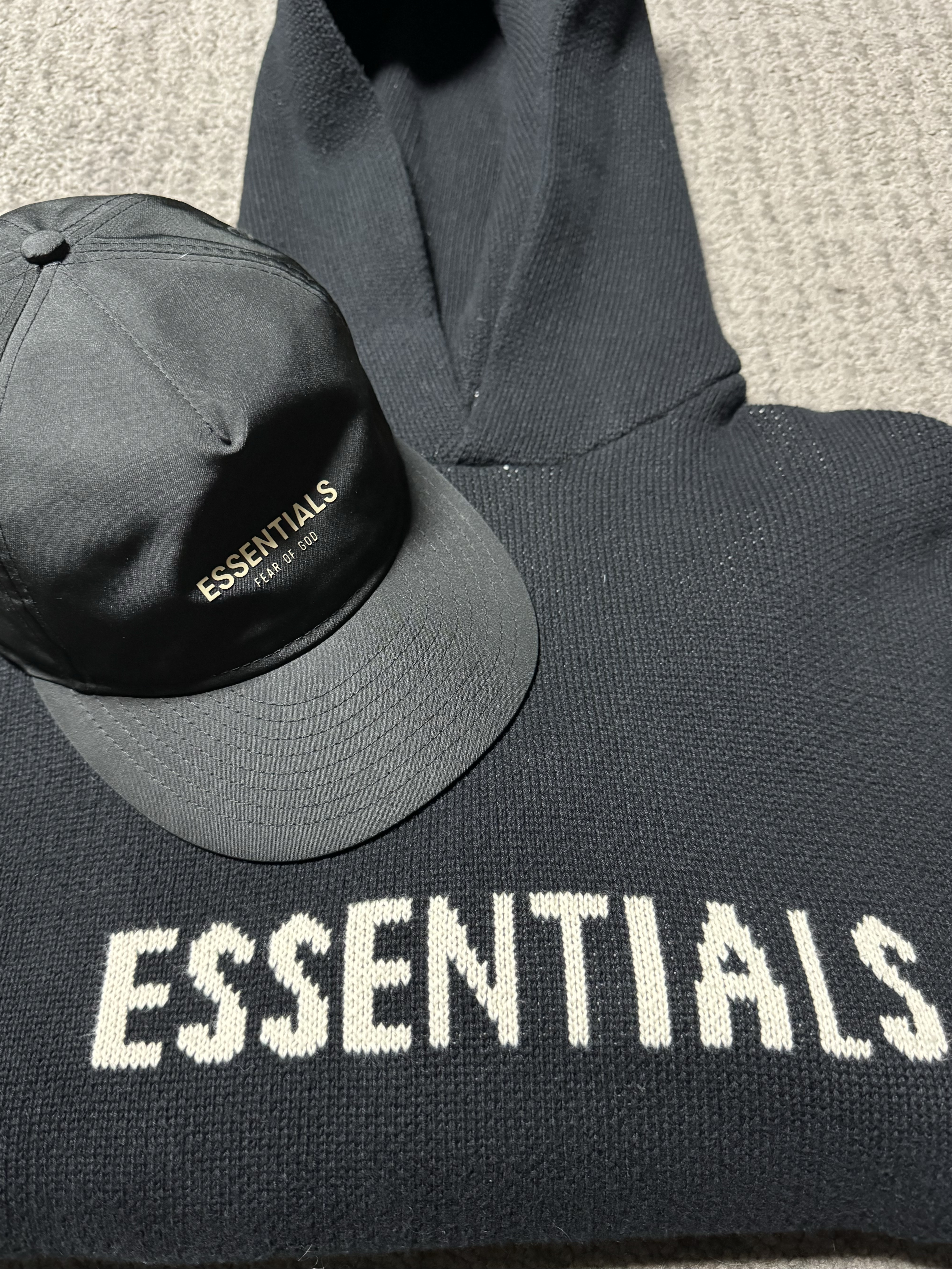 Essentials Knit Pullover Hoodie Black - 21SS 착용 스타일