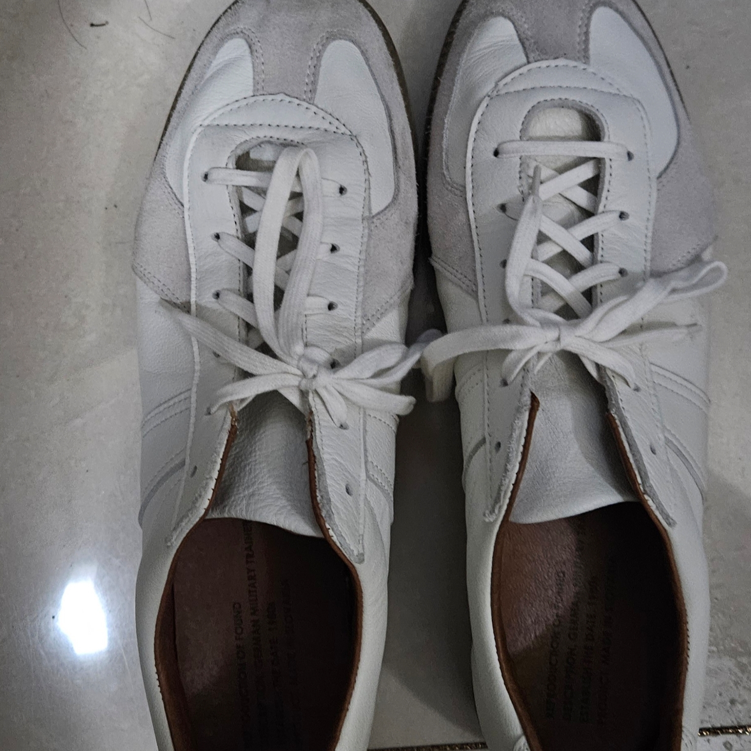 Reproduction of Found German Military Trainer 1700L White 착용 스타일