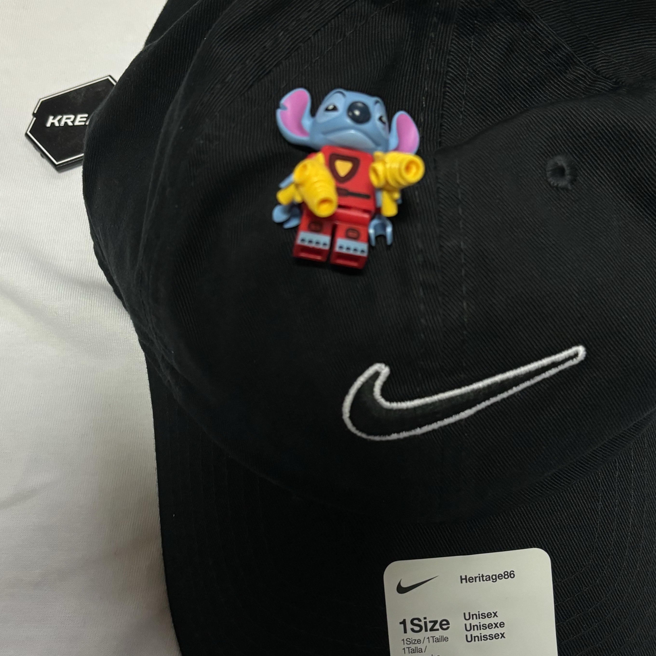 Nike Heritage 86 Essential Cap Black 착용 스타일