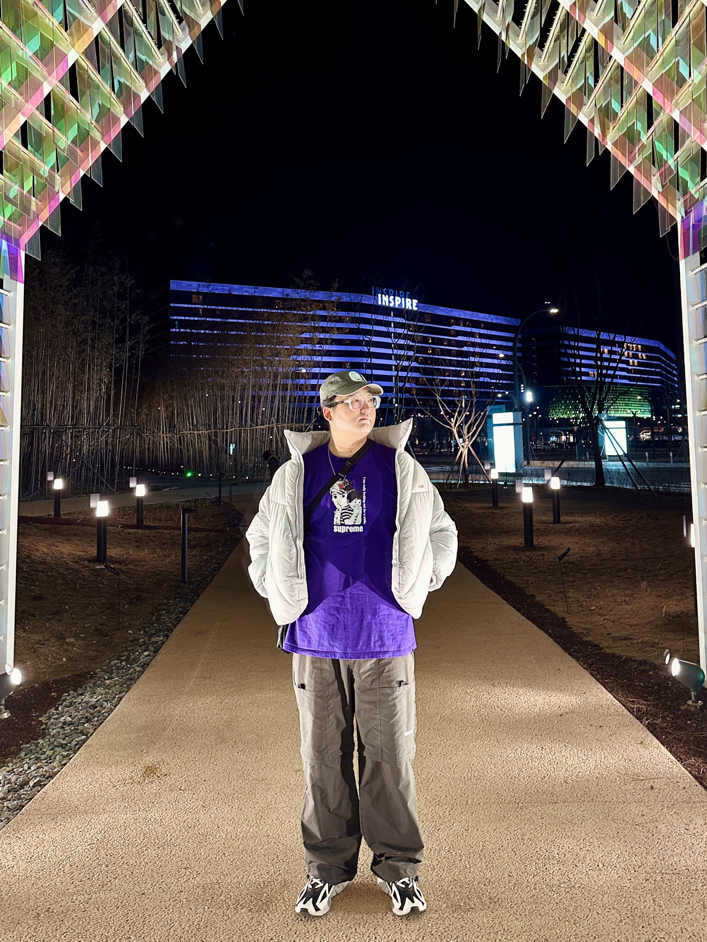 Supreme Freaking Out T-Shirt Purple - 23FW, Reebok x Ian Paley Zig Kinetica Concept Type 1 Grey 착용 스타일 - 1