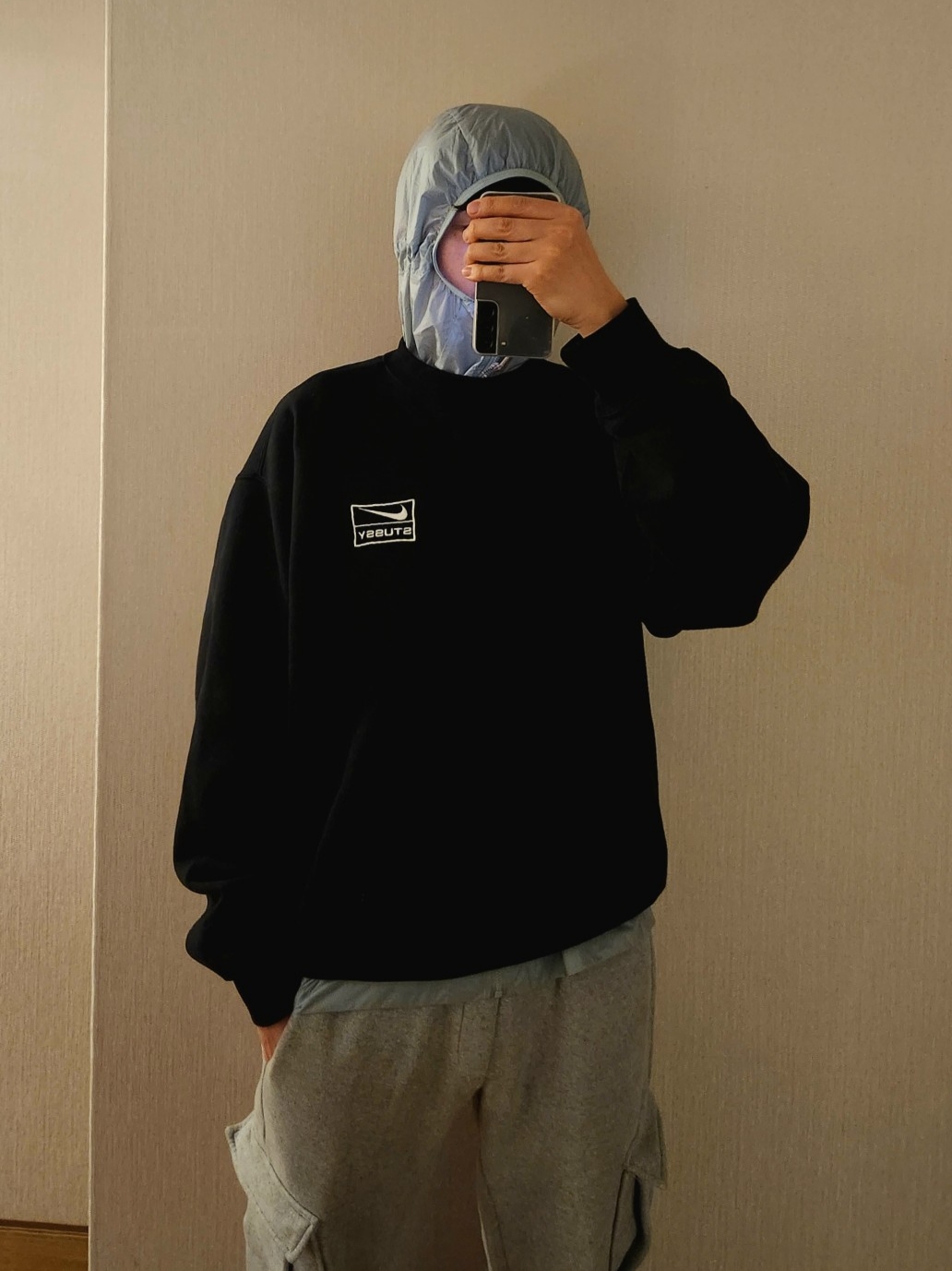 Nike ACG Cinder Cone Windproof Jacket Dusty Sage - Asia, Nike x Stussy NRG Washed Fleece Crewneck Black (DO5310-010) 착용 스타일 - 2