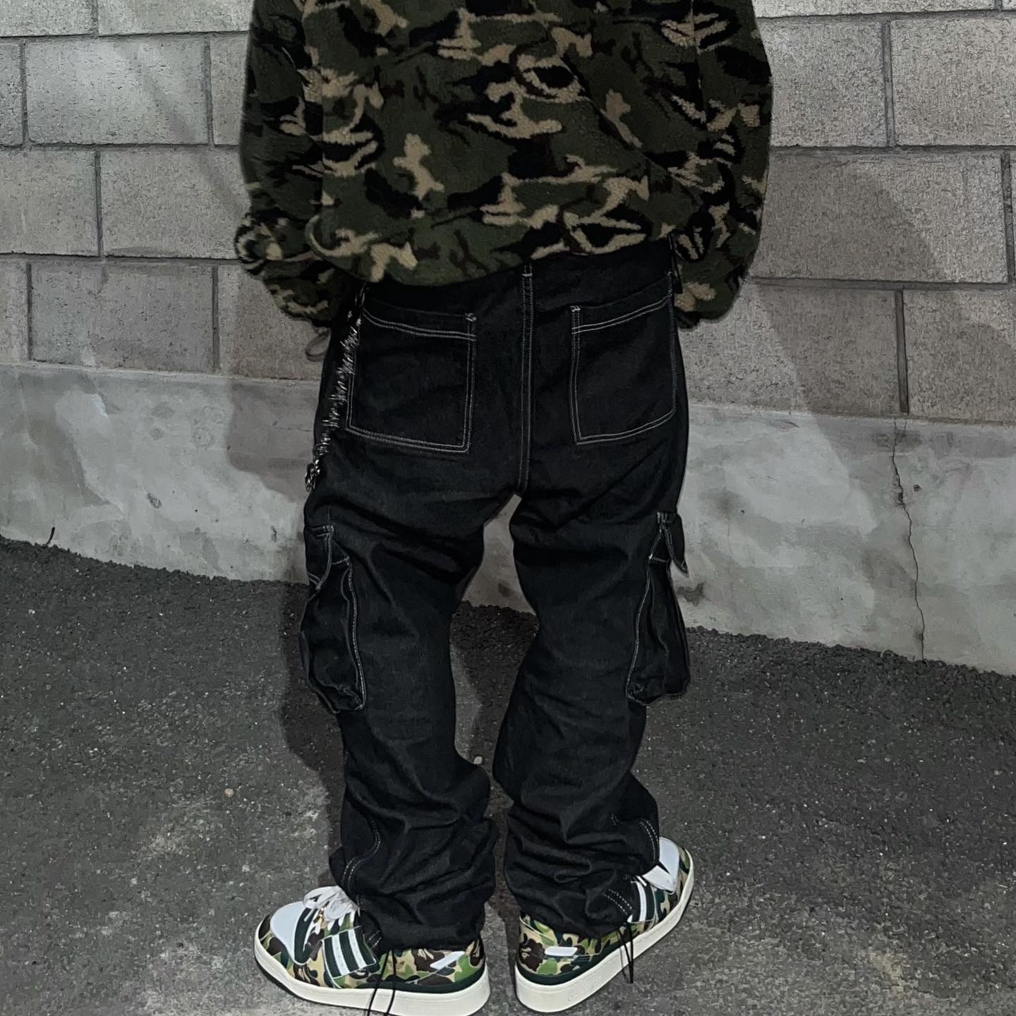 Adidas x BAPE Forum 84 Low Green Camo 착용 스타일 - 2
