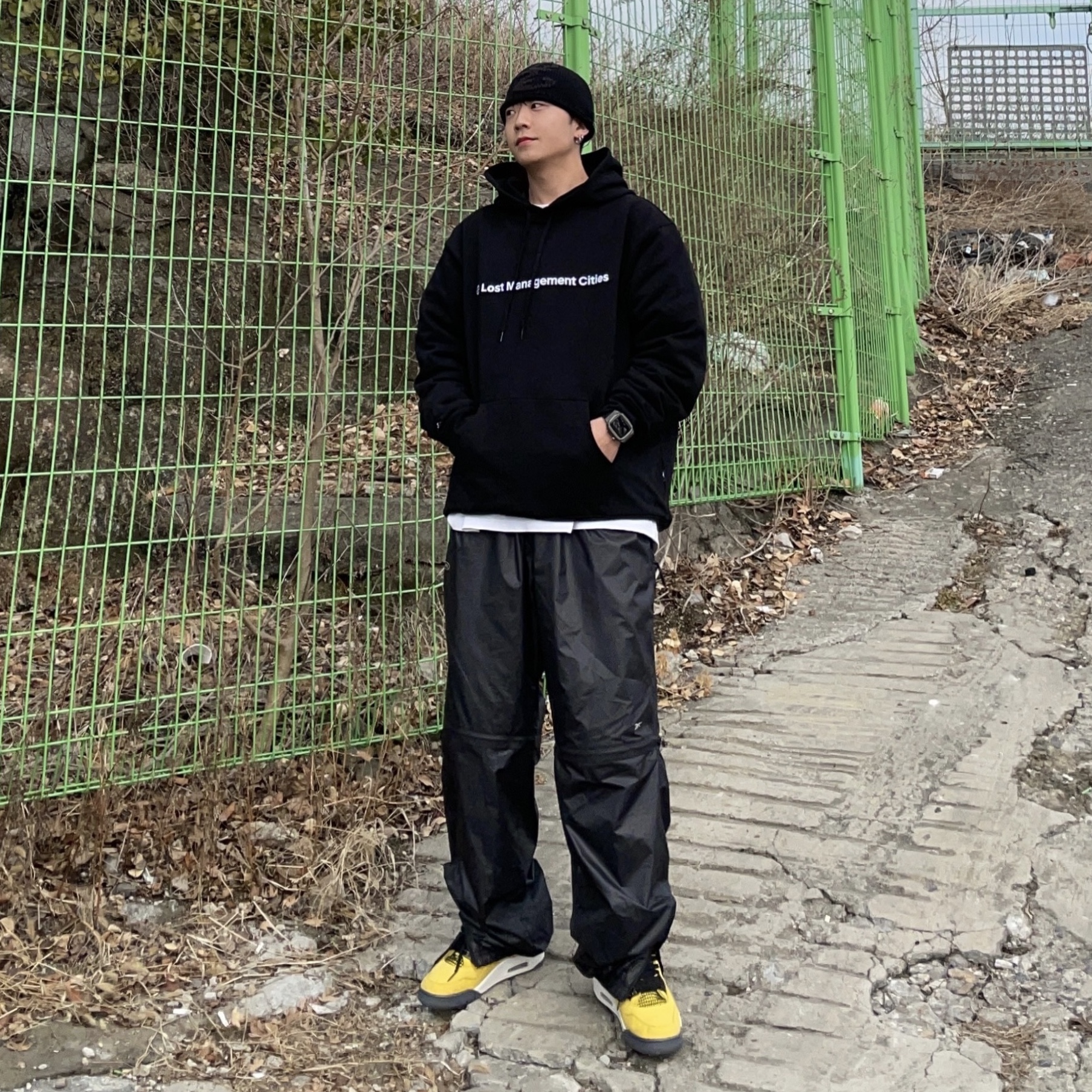Jordan 4 Retro Tour Yellow 착용 스타일 - 2