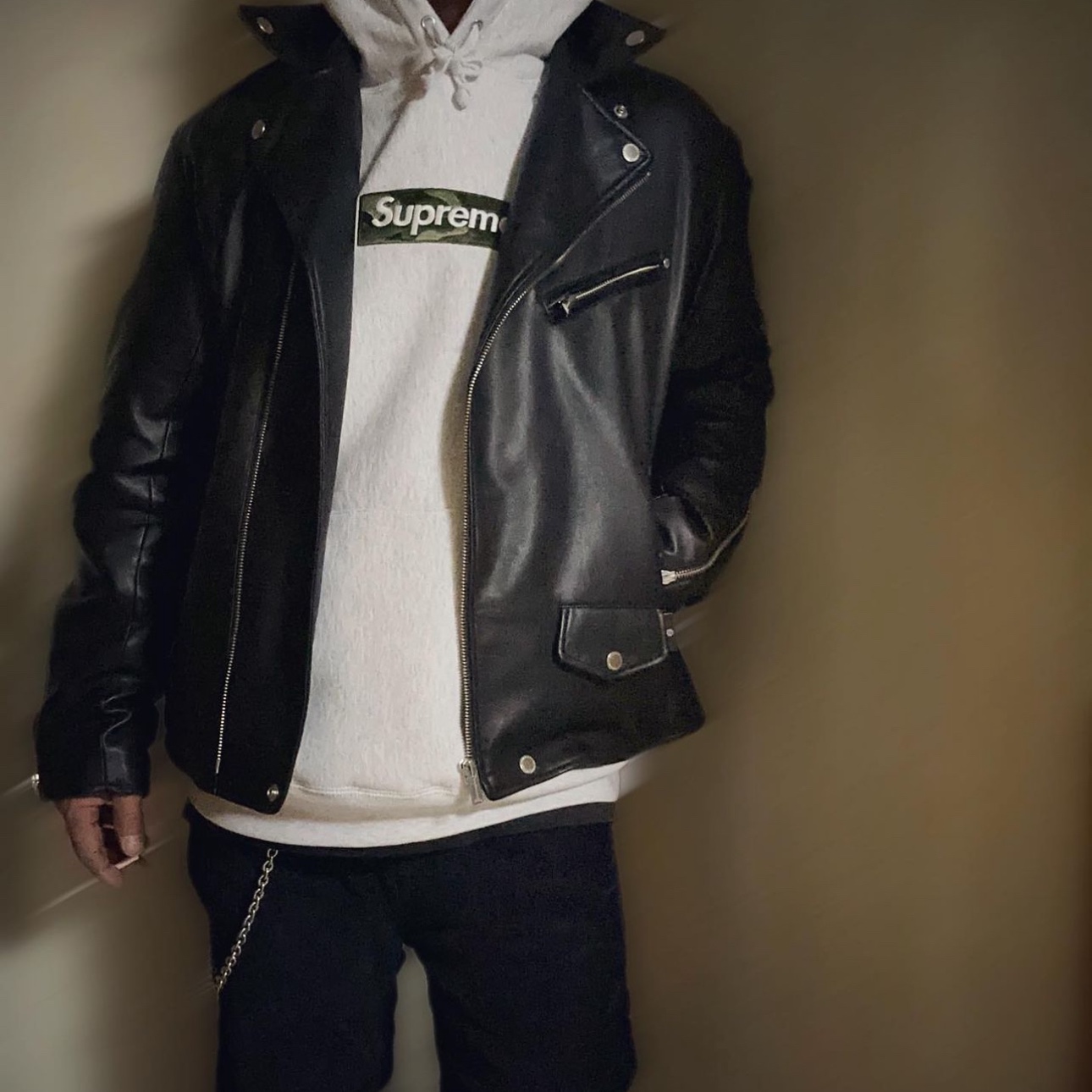 Supreme Box Logo Hooded Sweatshirt Black - 23FW, Supreme Box Logo Hooded Sweatshirt Red - 23FW 착용 스타일 - 7