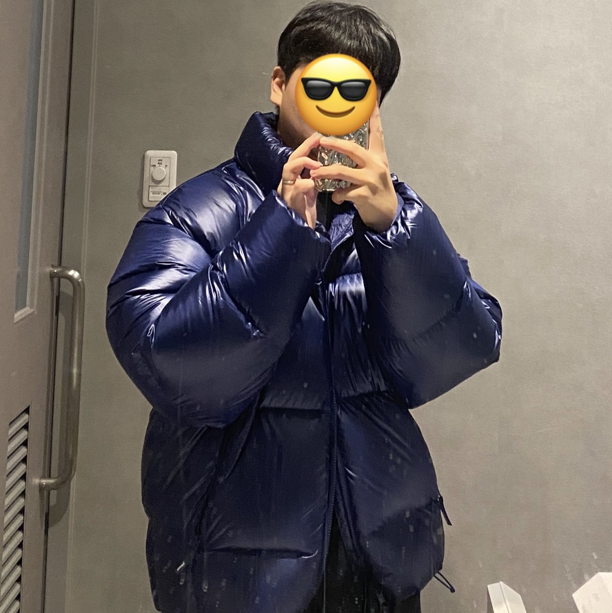 슈프림 페더웨이트 다운 퍼퍼 자켓 네이비 - 23FW 착용 스타일 - 1