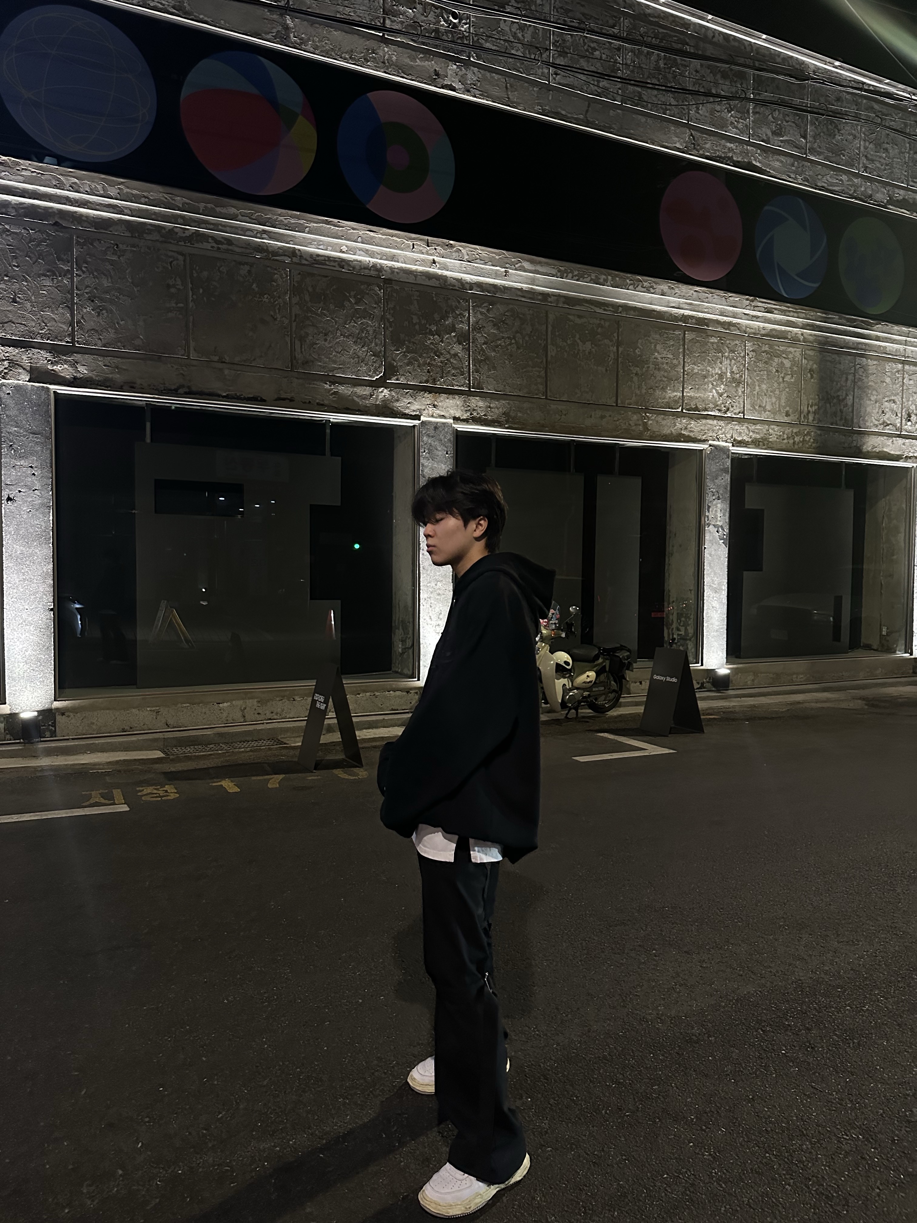 Maison Mihara Yasuhiro Wayne VL OG Sole Leather Low-top Sneakers White, Maison Mihara Yasuhiro Blakey OG Sole Canvas Low-top Sneakers White 착용 스타일 - 2