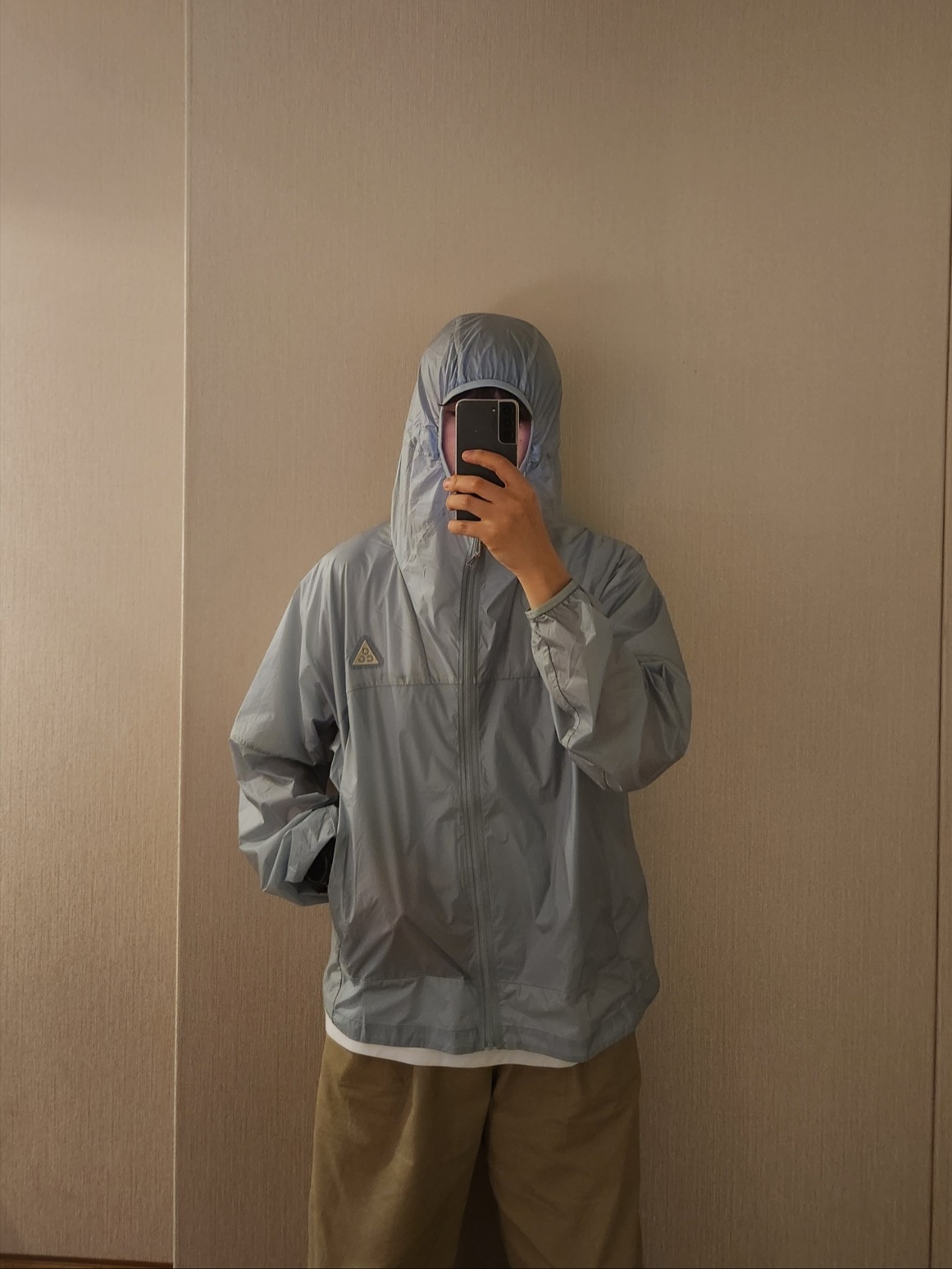 Nike ACG Cinder Cone Windproof Jacket Dusty Sage - Asia, Nike x Stussy NRG Washed Fleece Crewneck Black (DO5310-010) 착용 스타일 - 1
