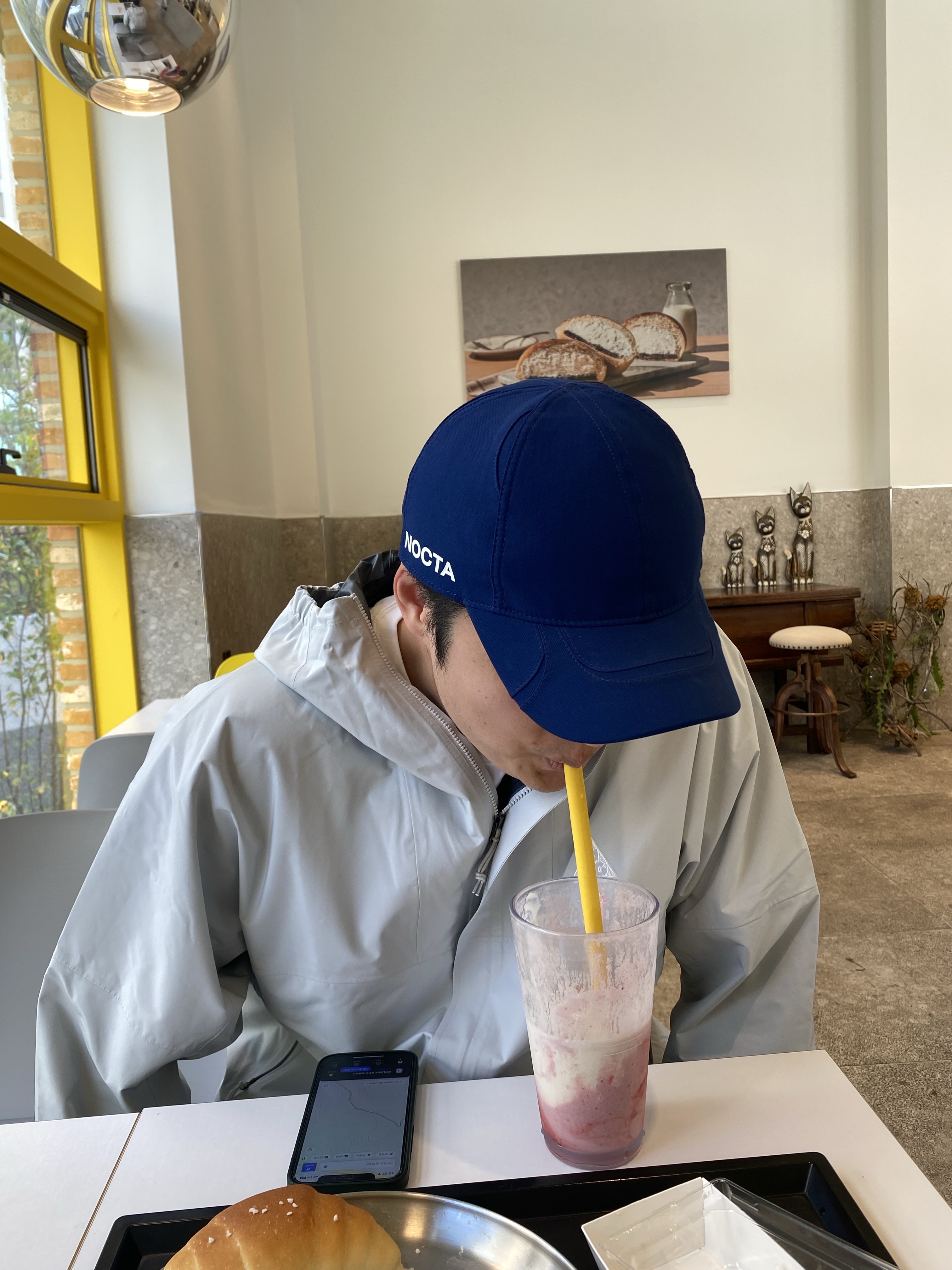 Nike x Drake Nocta Cardinal Stock Essential Cap Navy, Nike ACG Storm-Fit ADV Cascade Rains Full Zip Jacket Photon Dust - Asia 착용 스타일