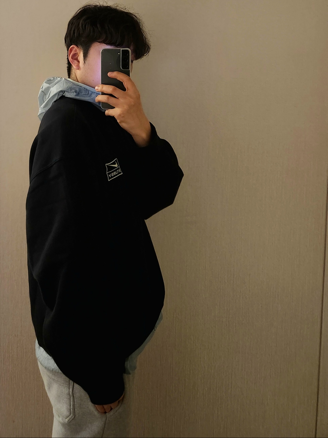 Nike ACG Cinder Cone Windproof Jacket Dusty Sage - Asia, Nike x Stussy NRG Washed Fleece Crewneck Black (DO5310-010) 착용 스타일 - 3