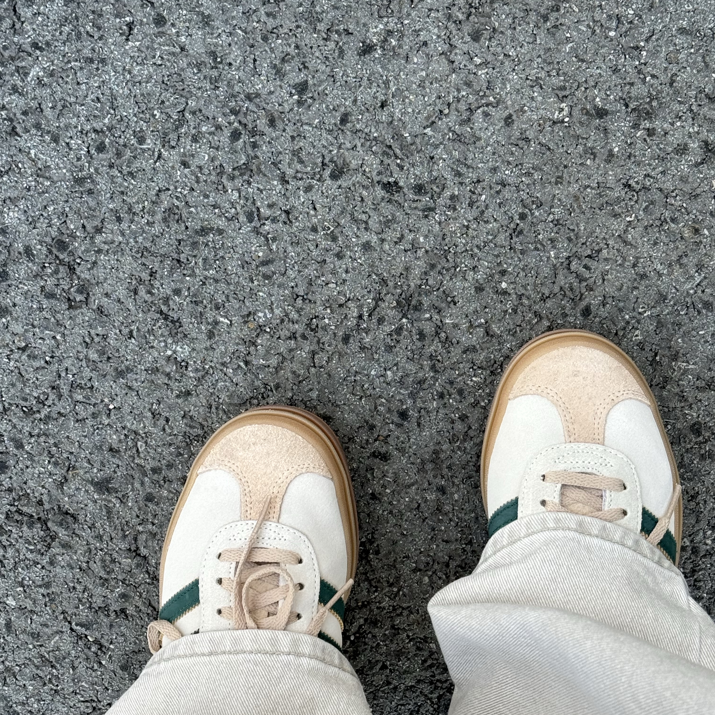 (W) Adidas Gazelle Bold Cream White Collegiate Green 착용 스타일 - 1