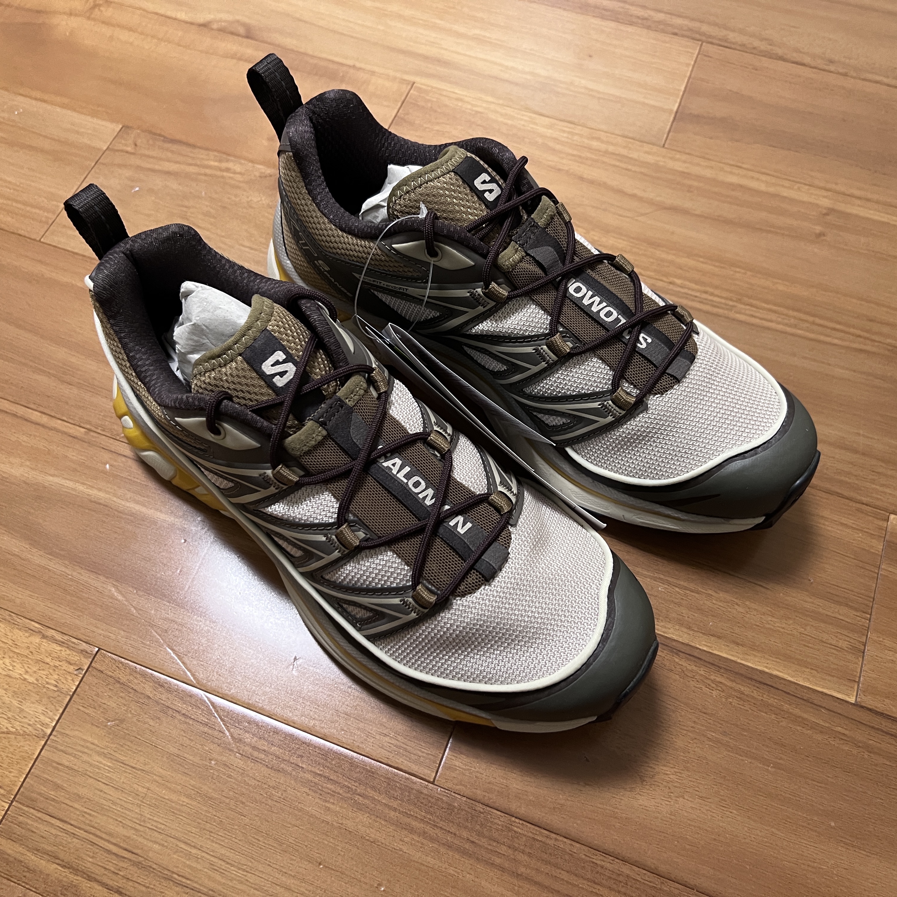 Salomon XT-6 Expanse Feather Grey 착용 스타일
