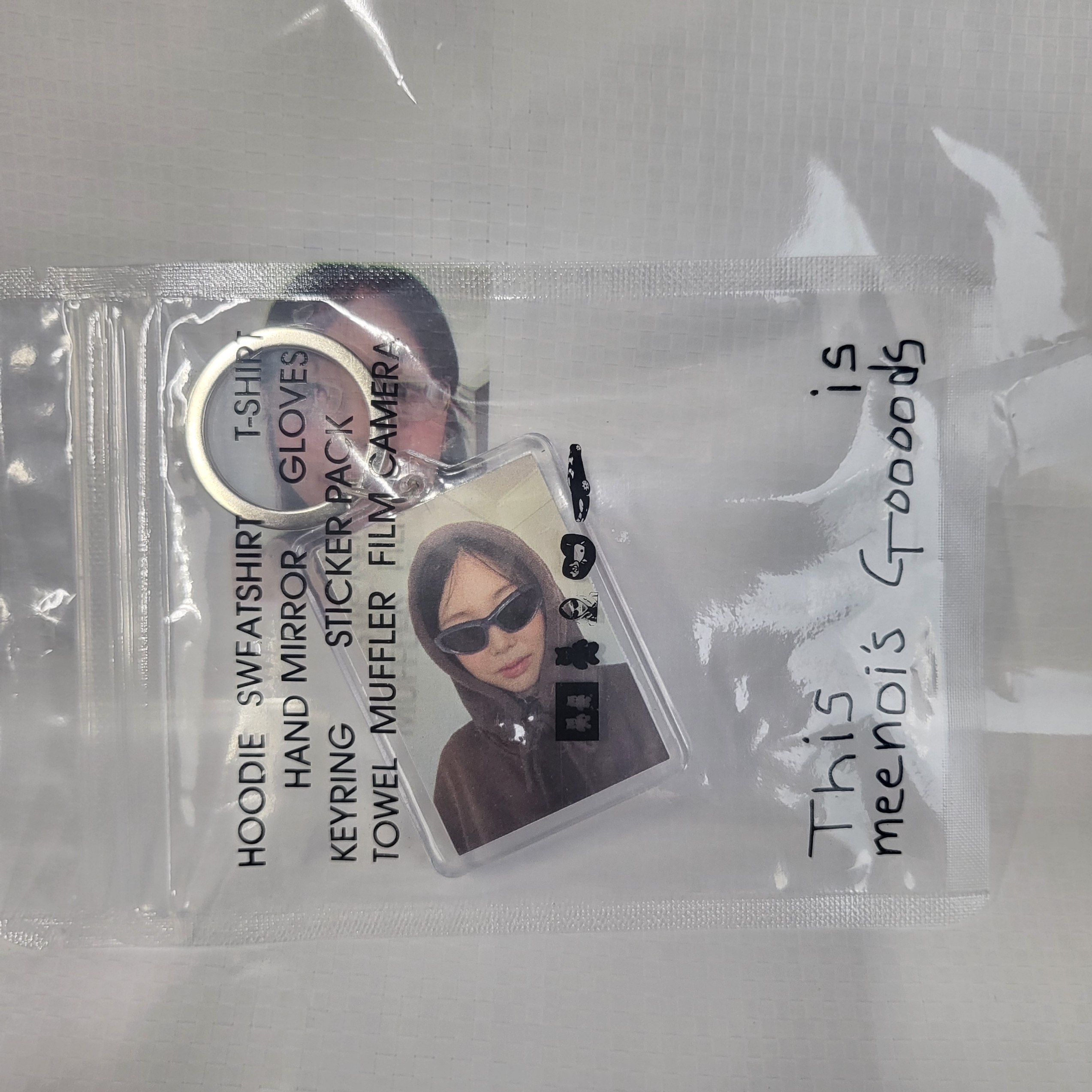 Meenoi Selfie Keyring 착용 스타일