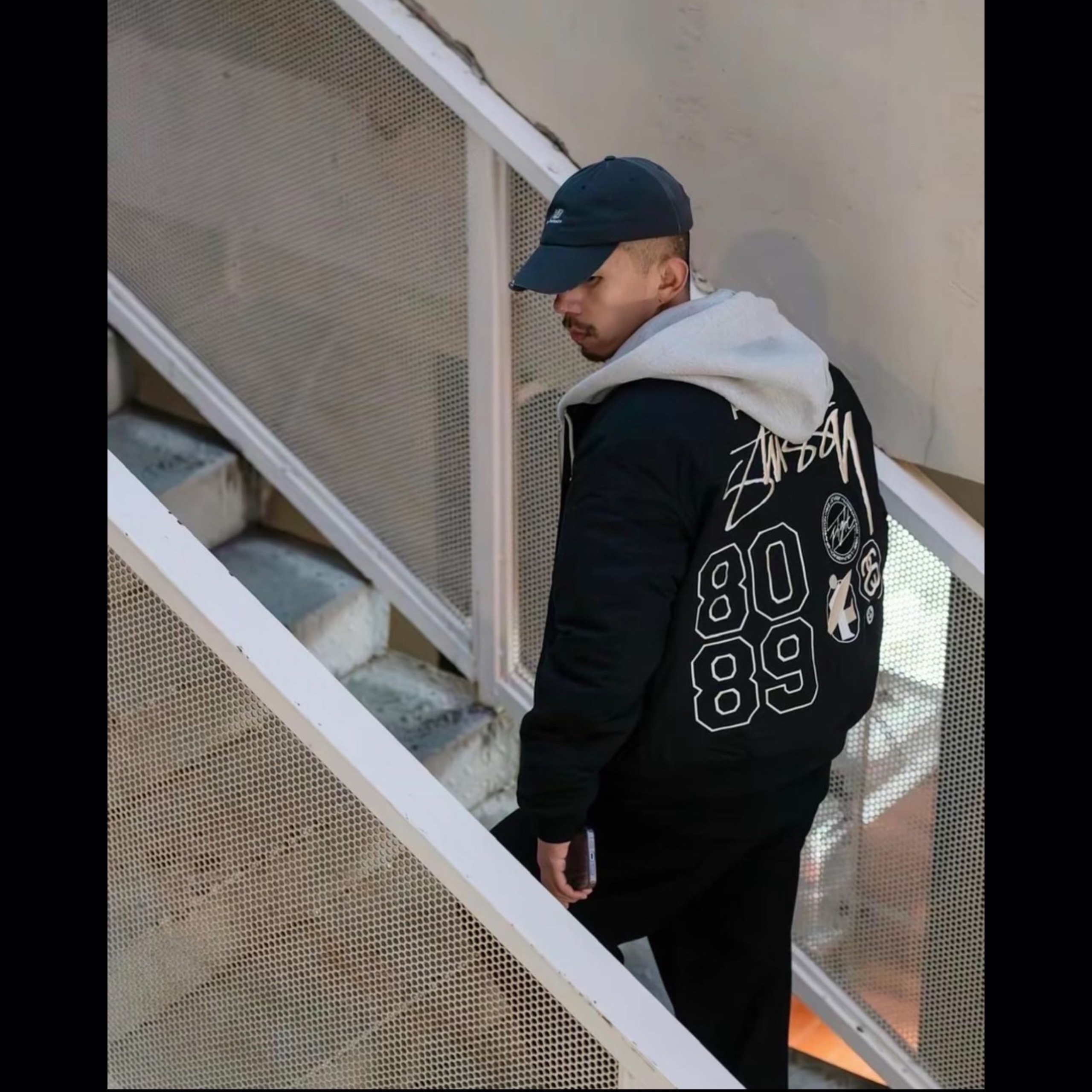 Nike x Stussy Reversible Jacket Black (FJ9153-010) 착용 스타일 - 4