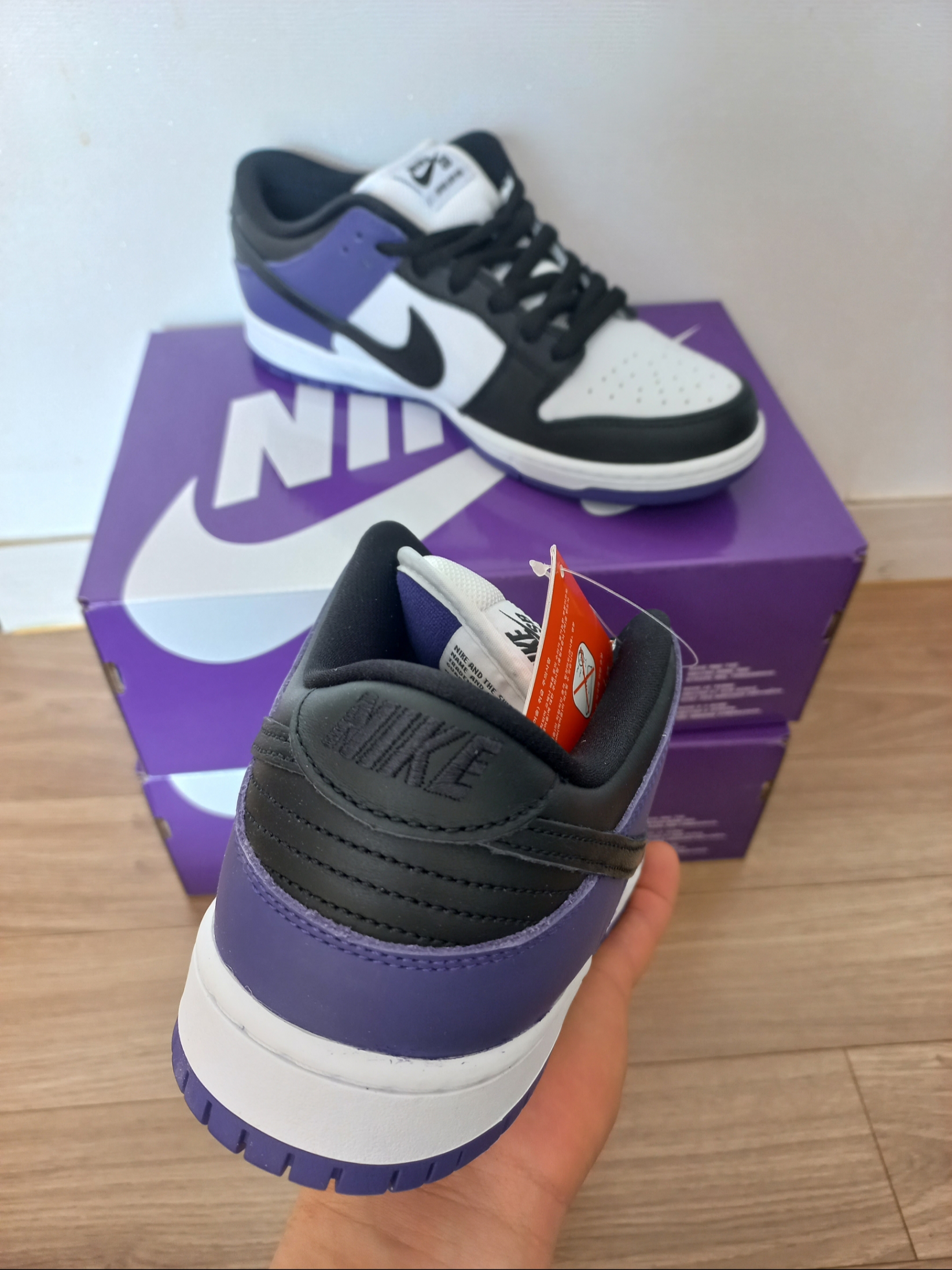 Nike SB Dunk Low Pro Court Purple 착용 스타일 - 2
