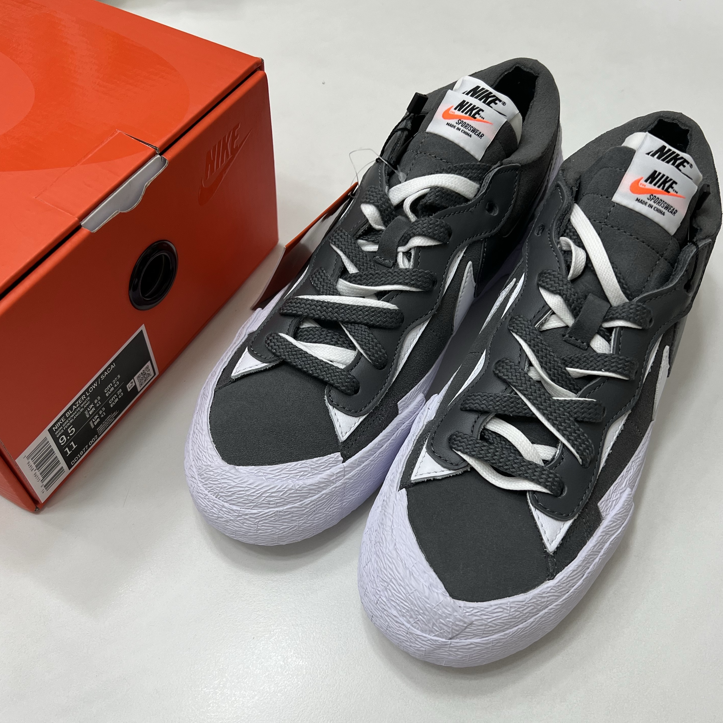 Nike x Sacai Blazer Low Iron Grey 착용 스타일