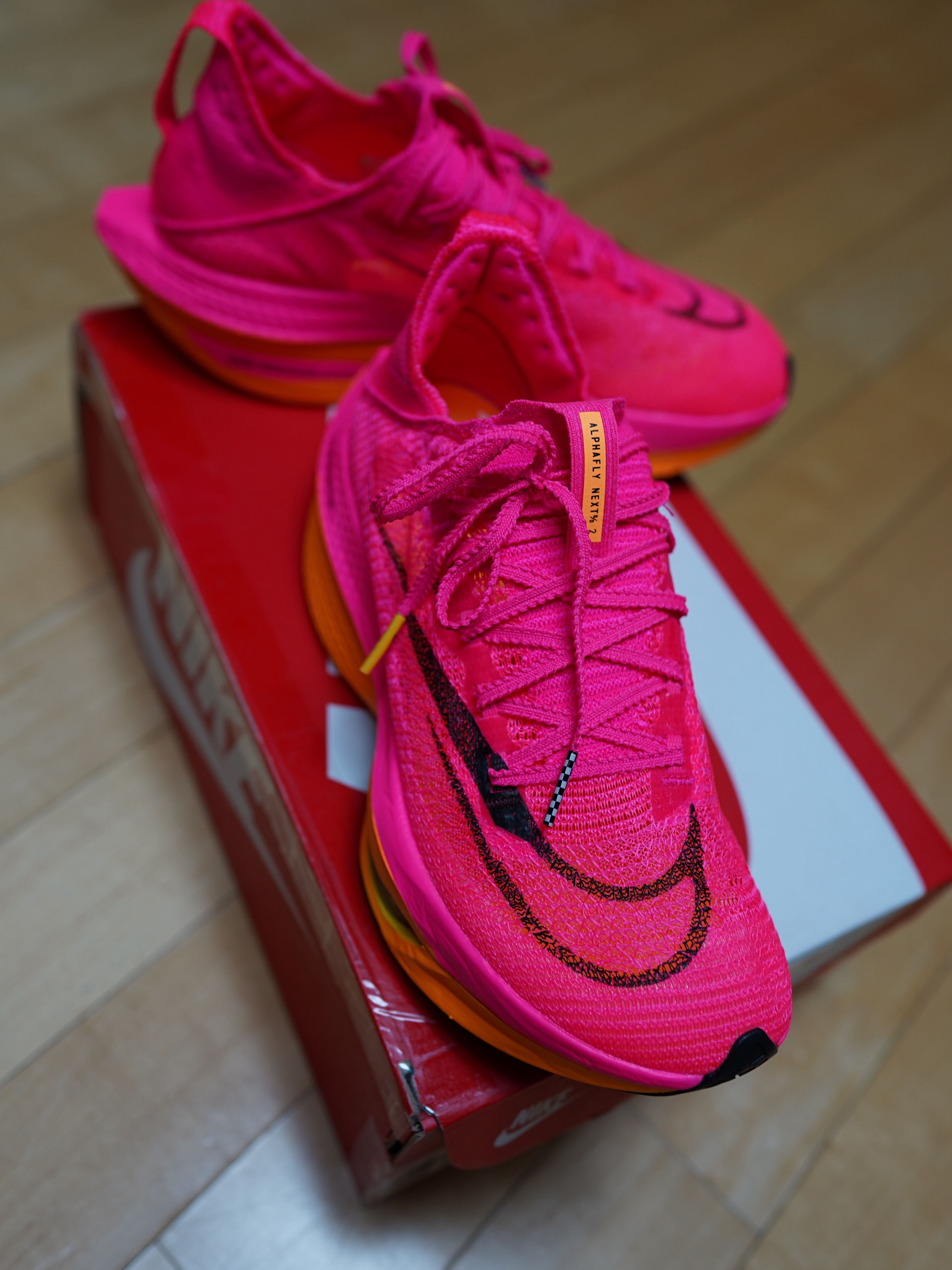 (W) Nike Air Zoom Alphafly Next% 2 Hyper Pink 착용 스타일