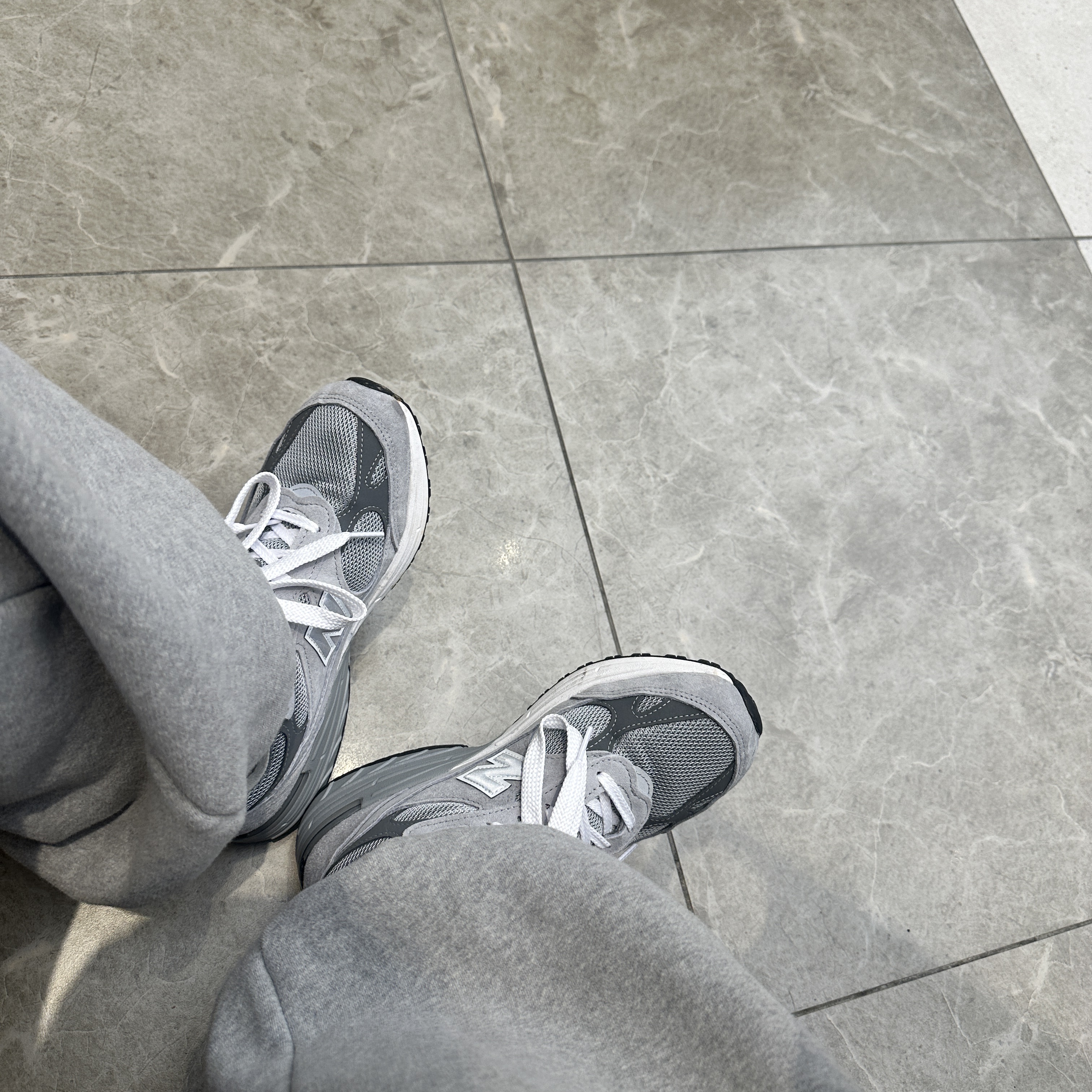 New Balance 993 Made in USA Grey - D Standard 착용 스타일
