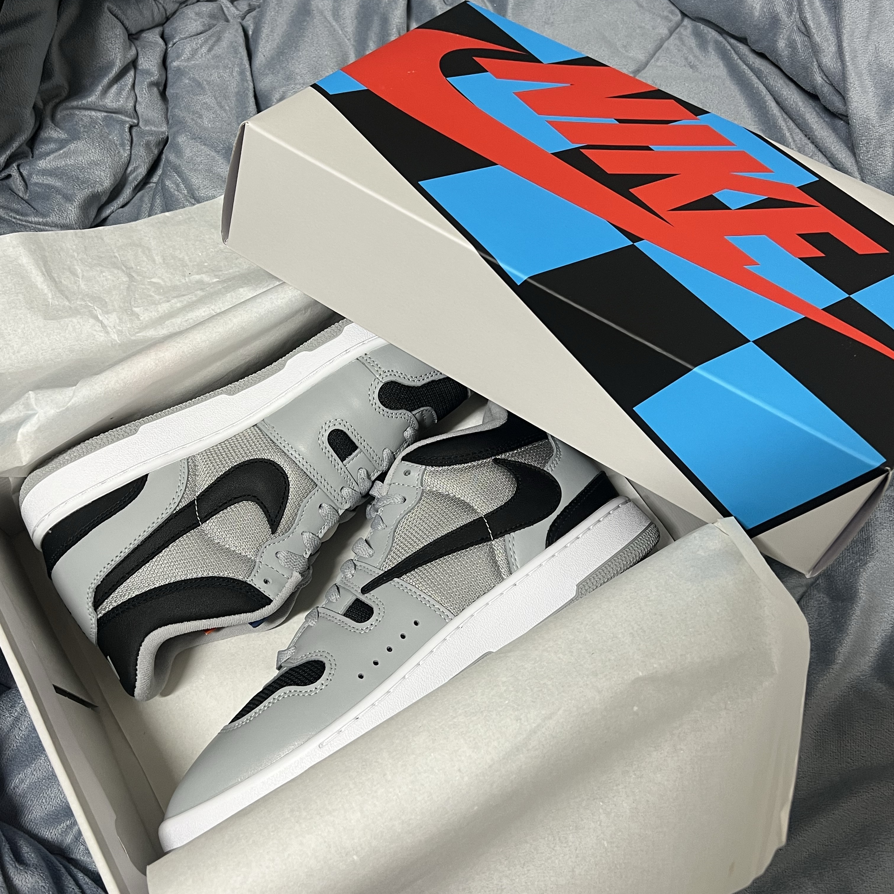 Nike x Travis Scott Mac Attack SP Light Smoke Grey 착용 스타일 - 1
