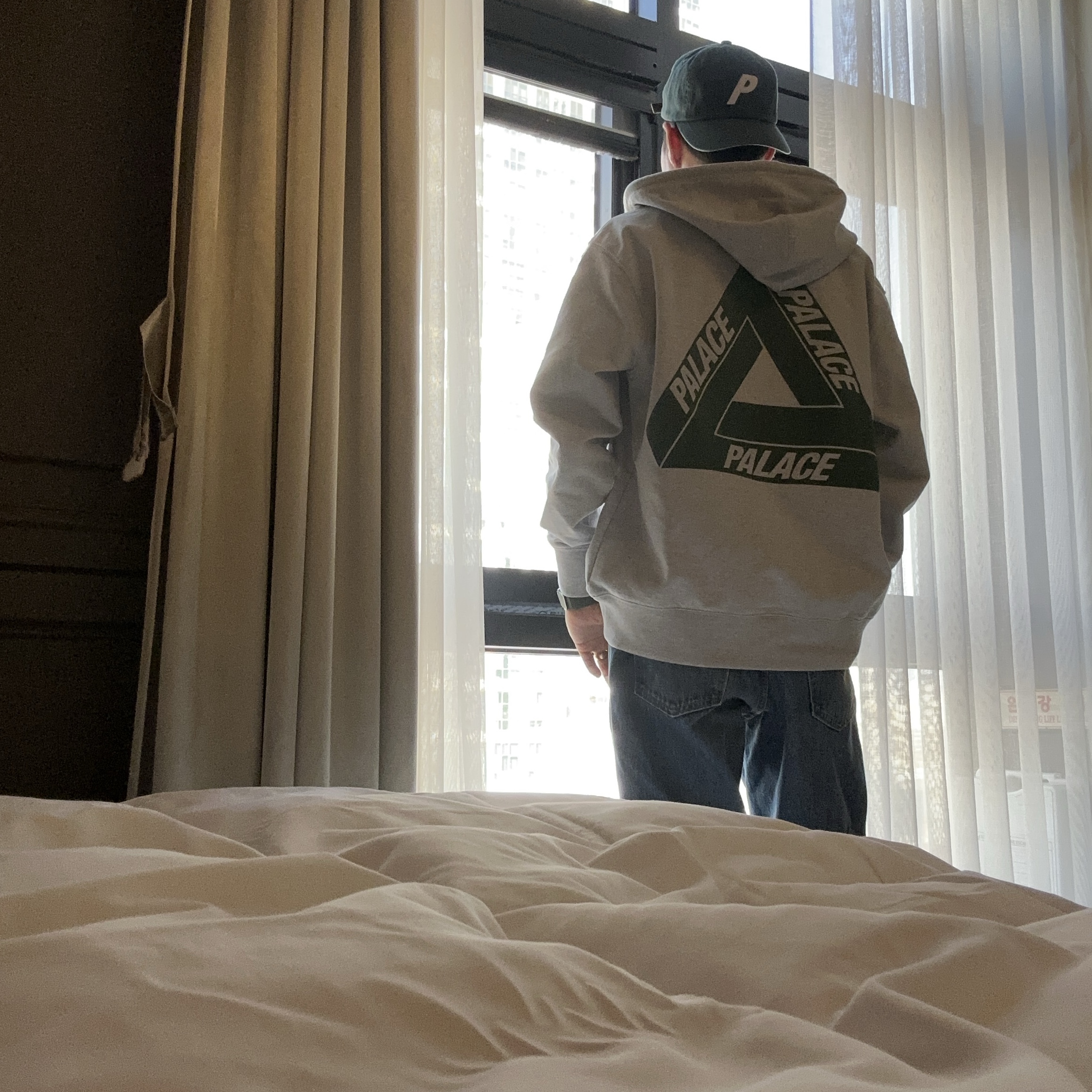 Palace P 6-Panel Green - 23FW, Palace Tri-Puff Print Zip Hood Grey Marl - 23SS 착용 스타일
