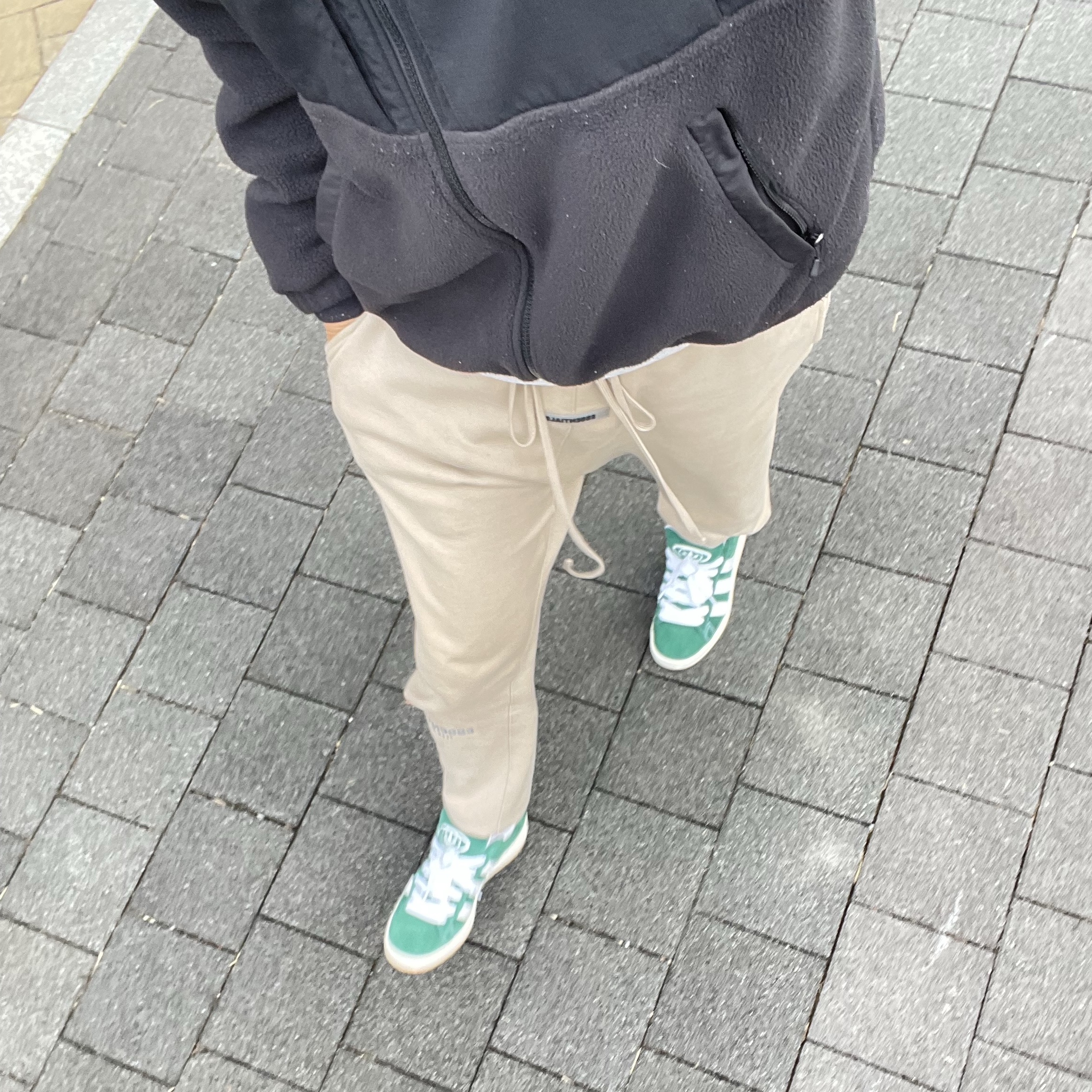 Adidas Campus 00s Dark Green, Supreme x The North Face Arc Logo Denali Fleece Jacket Black - 19SS 착용 스타일 - 3