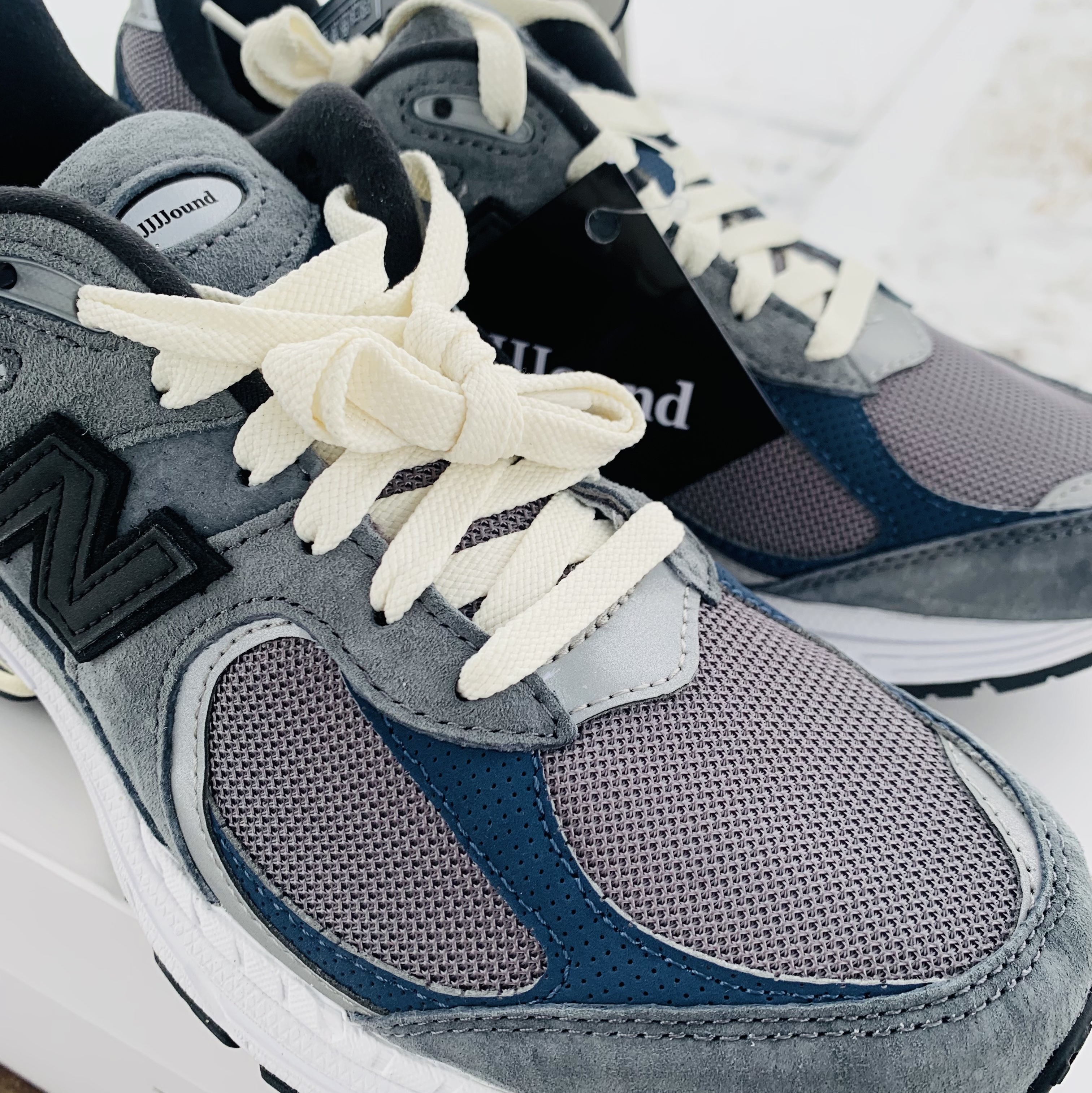 New Balance x JJJJound 2002R Storm Blue 착용 스타일 - 3