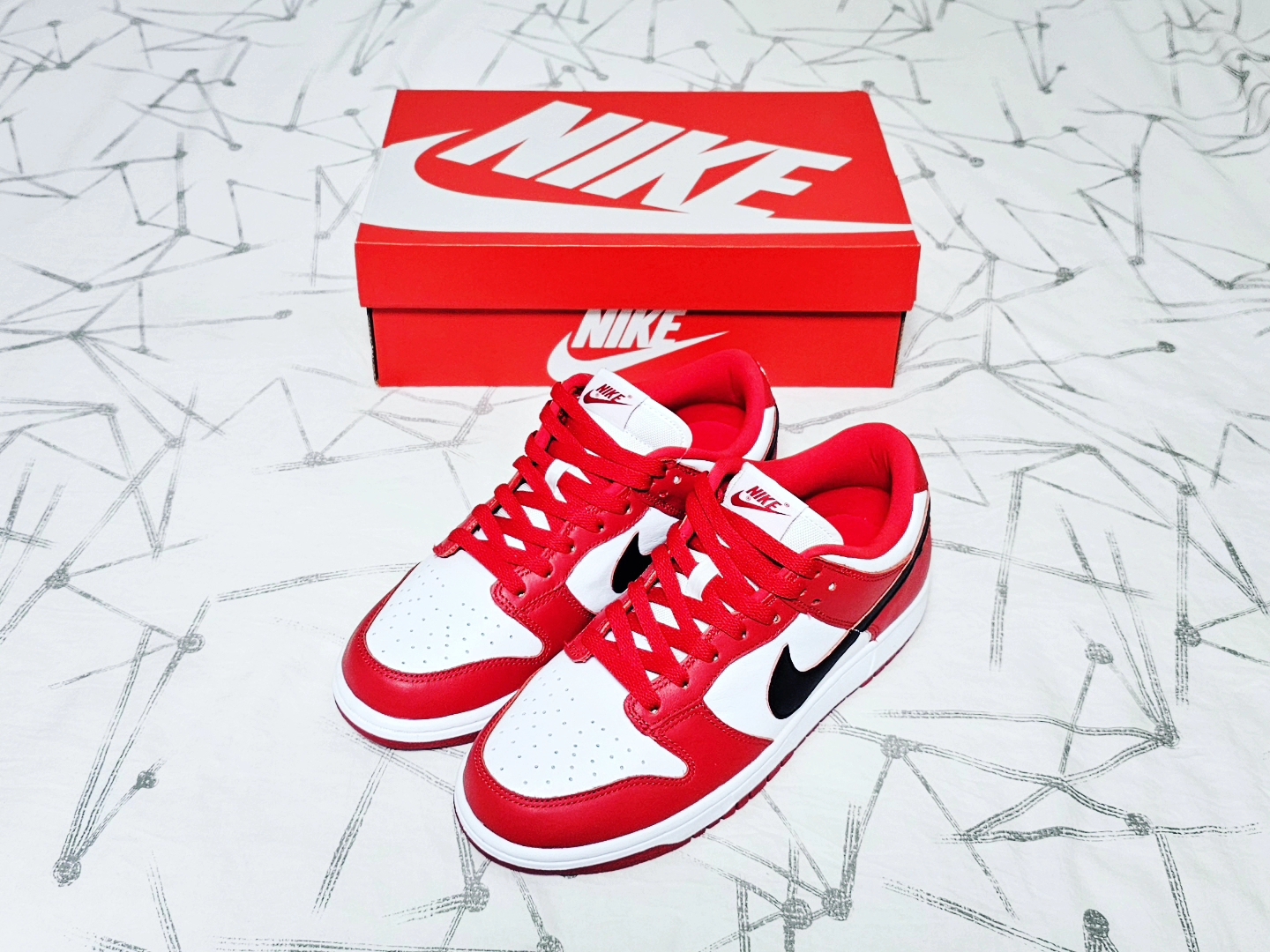 Nike Dunk Low SP White and University Red 2023 착용 스타일 - 1