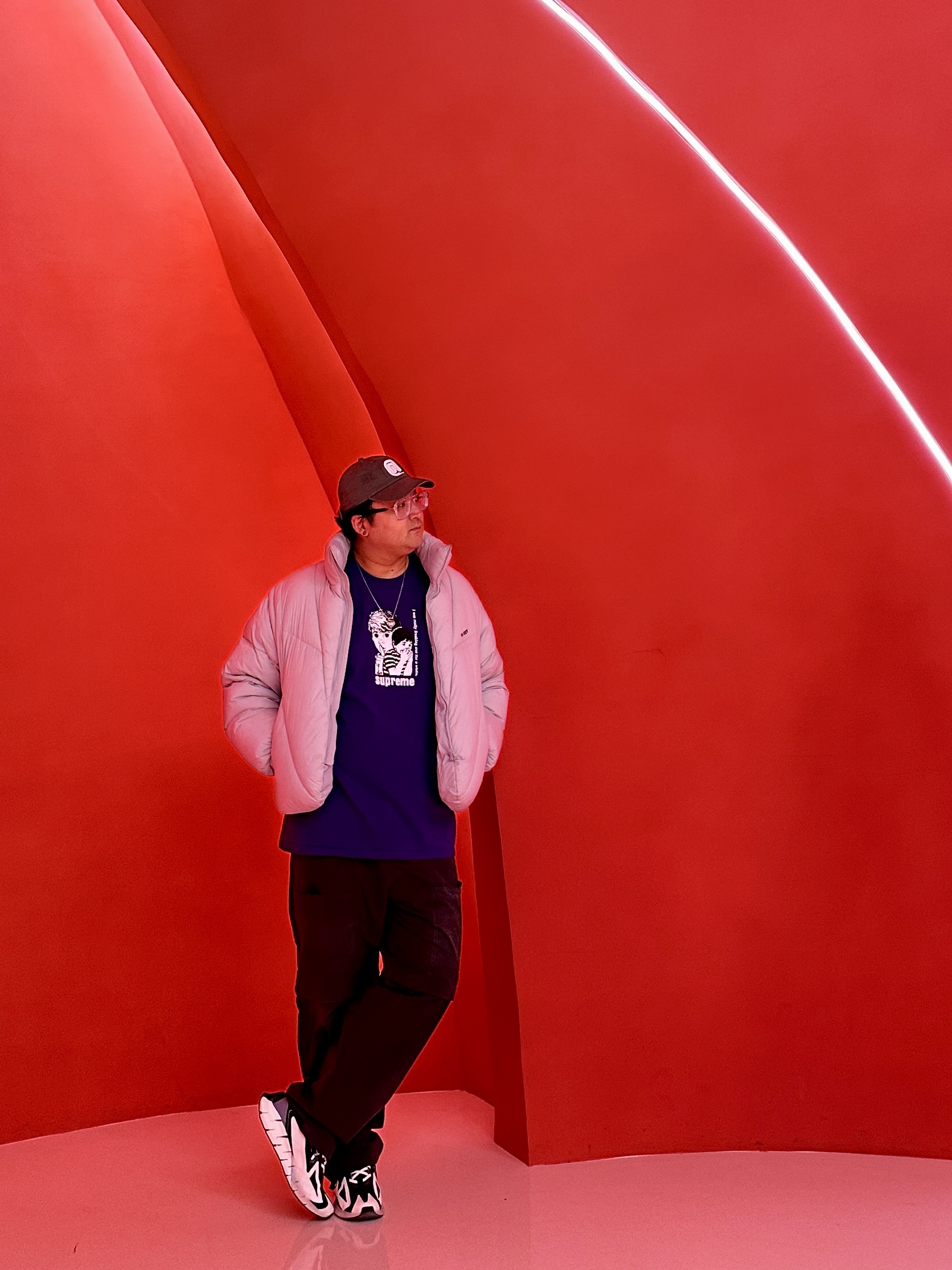 Supreme Freaking Out T-Shirt Purple - 23FW, Reebok x Ian Paley Zig Kinetica Concept Type 1 Grey 착용 스타일 - 3