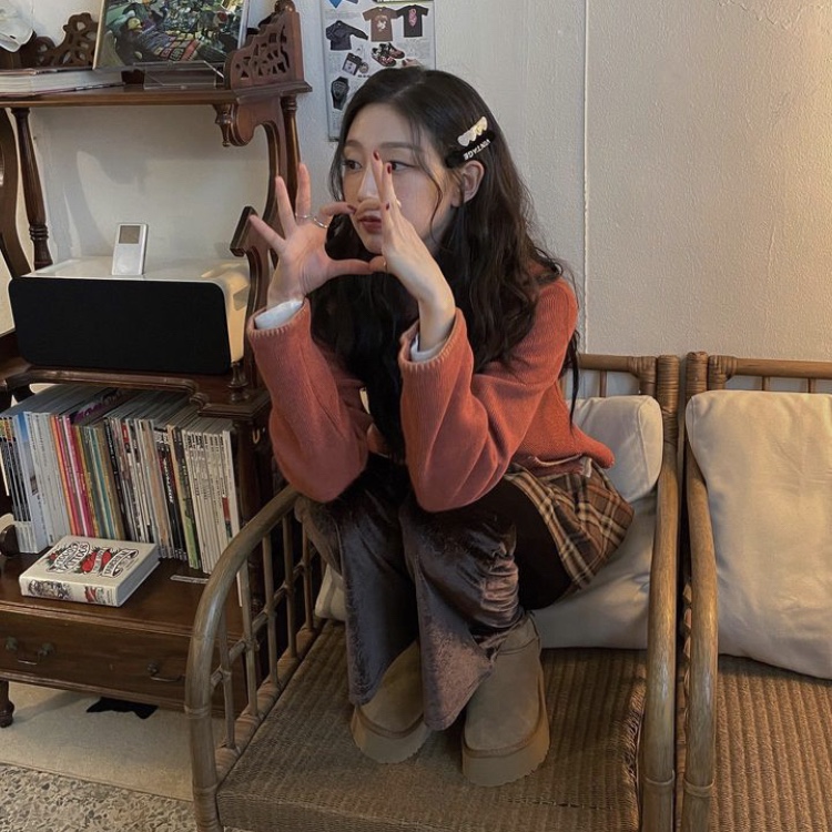 (W) UGG Classic Ultra Mini Platform Boots Chestnut 착용 스타일