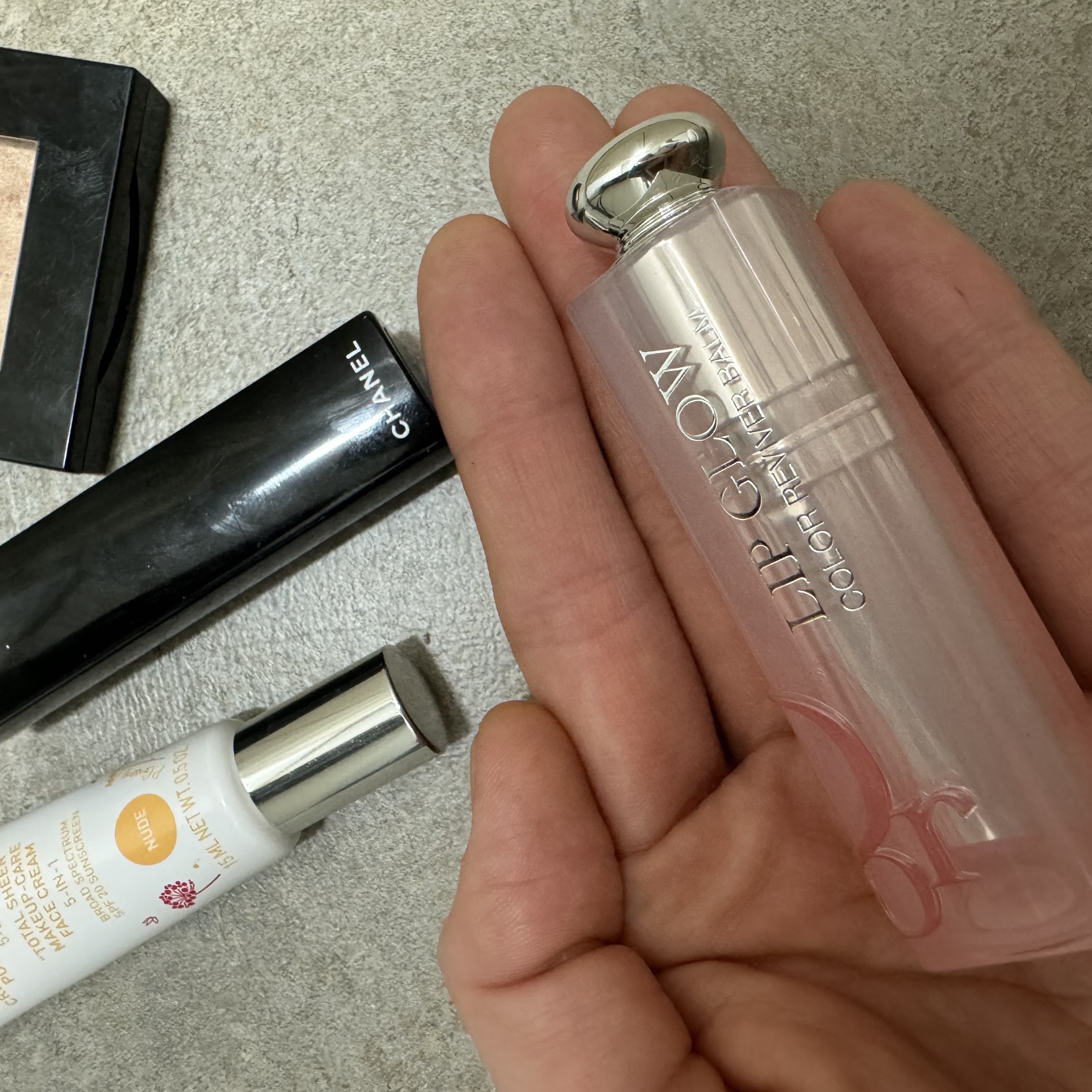 Dior Addict Lip Glow 001 Pink 착용 스타일