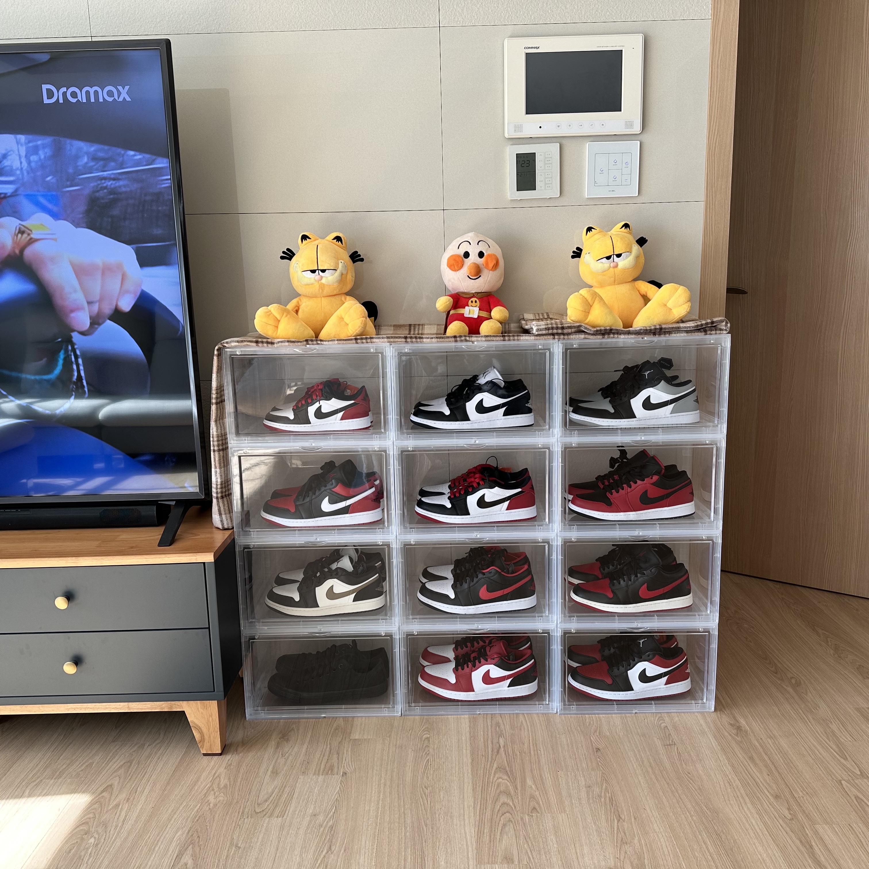 Jordan 1 Low White Gym Red Black 착용 스타일 - 5