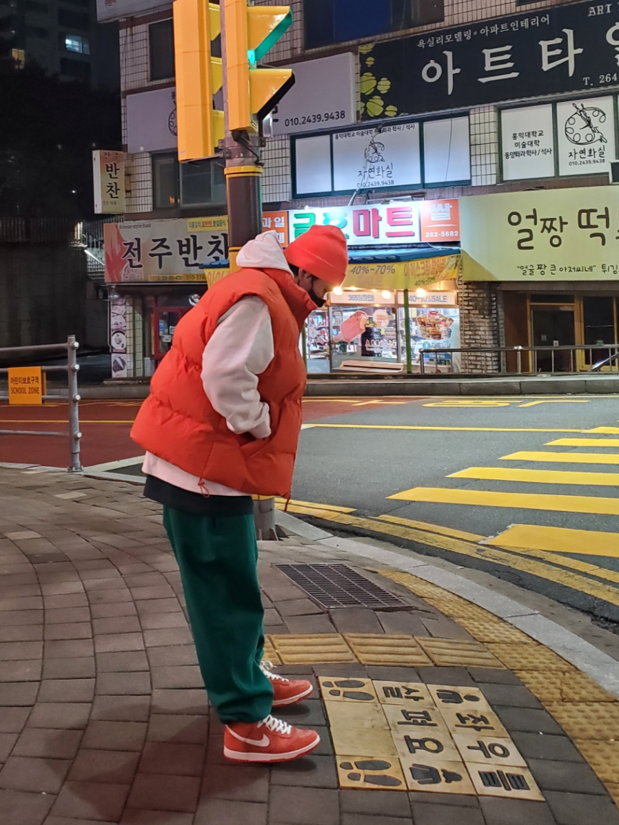 Nike NRG Solo Swoosh Fleece Pants Mystic Green - US/EU, Nike Dunk High Retro PRM EMB One Game 착용 스타일 - 3