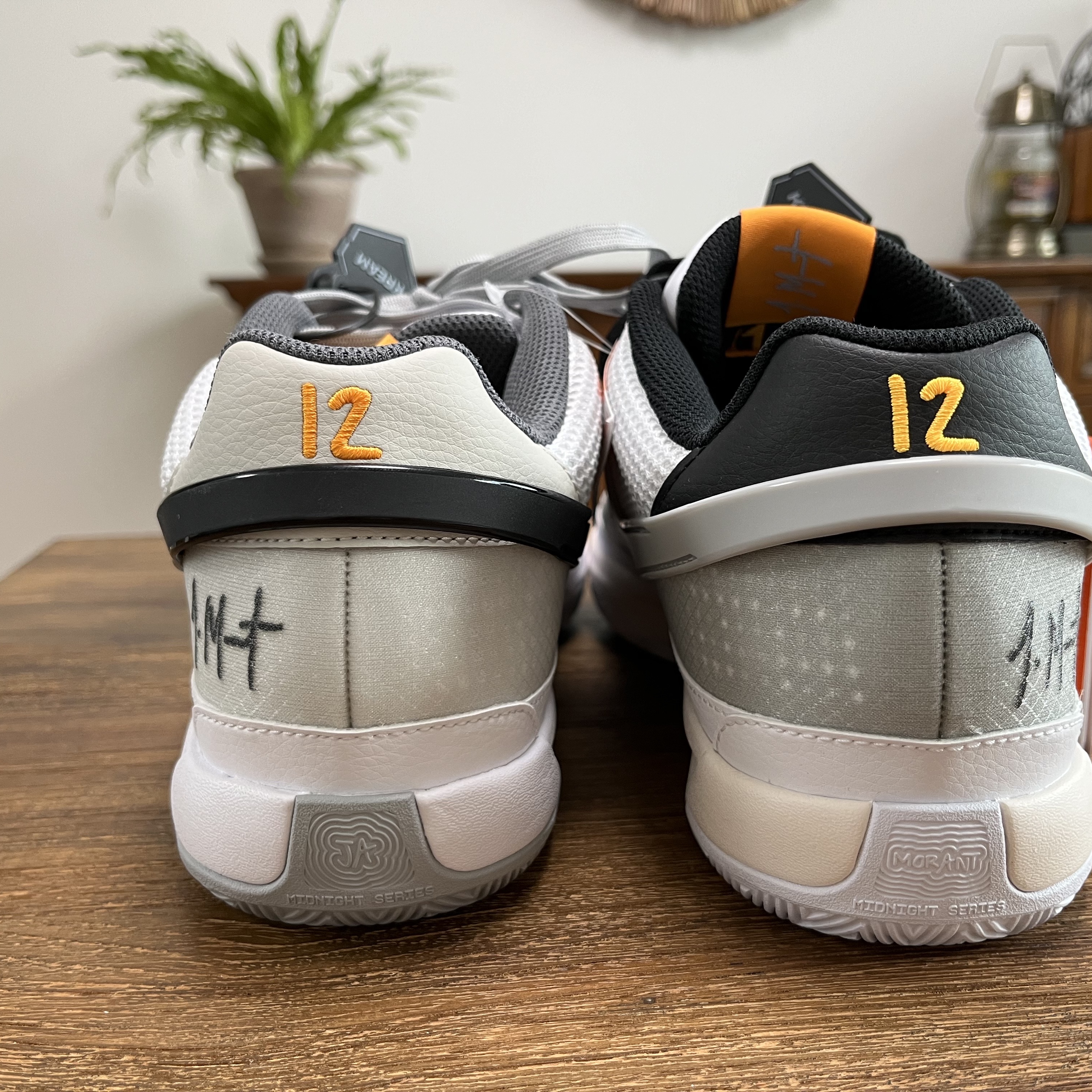 Nike Ja 1 EP Light Smoke Grey 착용 스타일 - 2